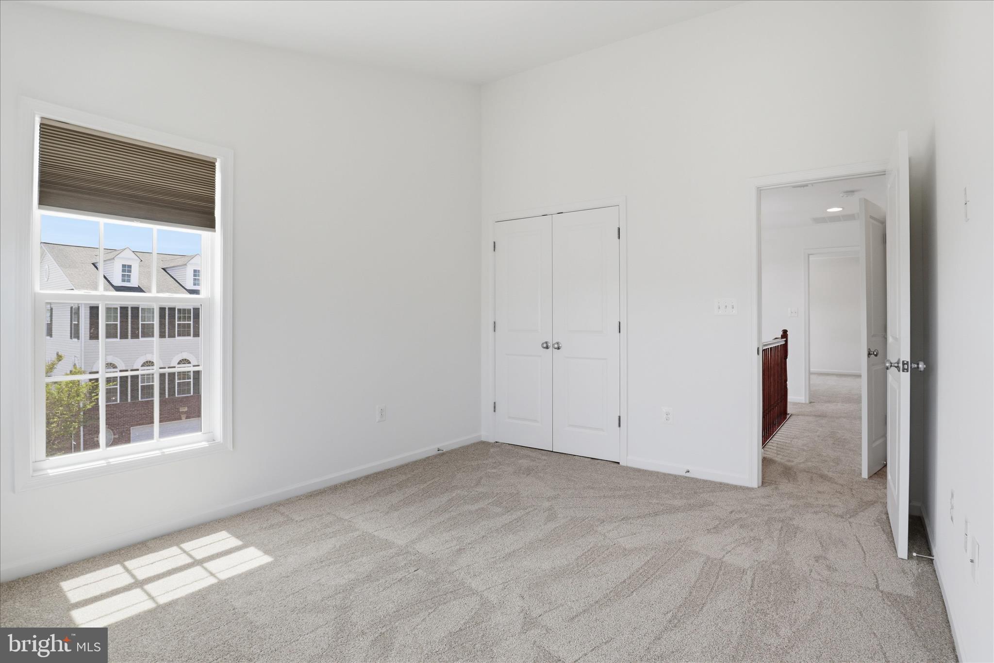 STRATSHIRE CROSSING - Residential