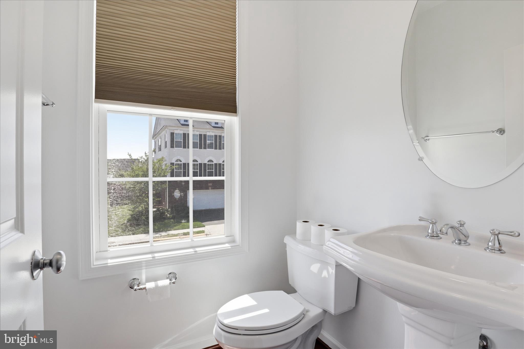 STRATSHIRE CROSSING - Residential