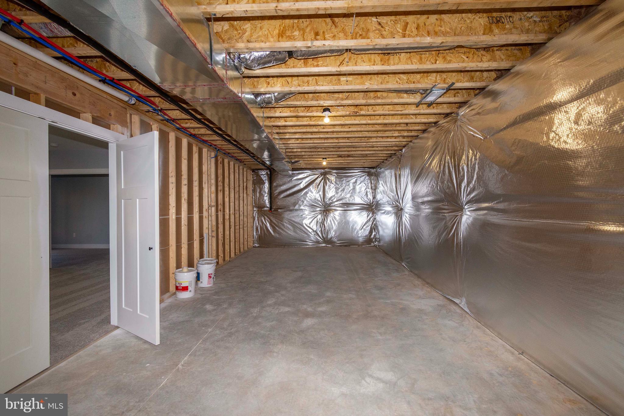 ROLLING WOODS - Residential