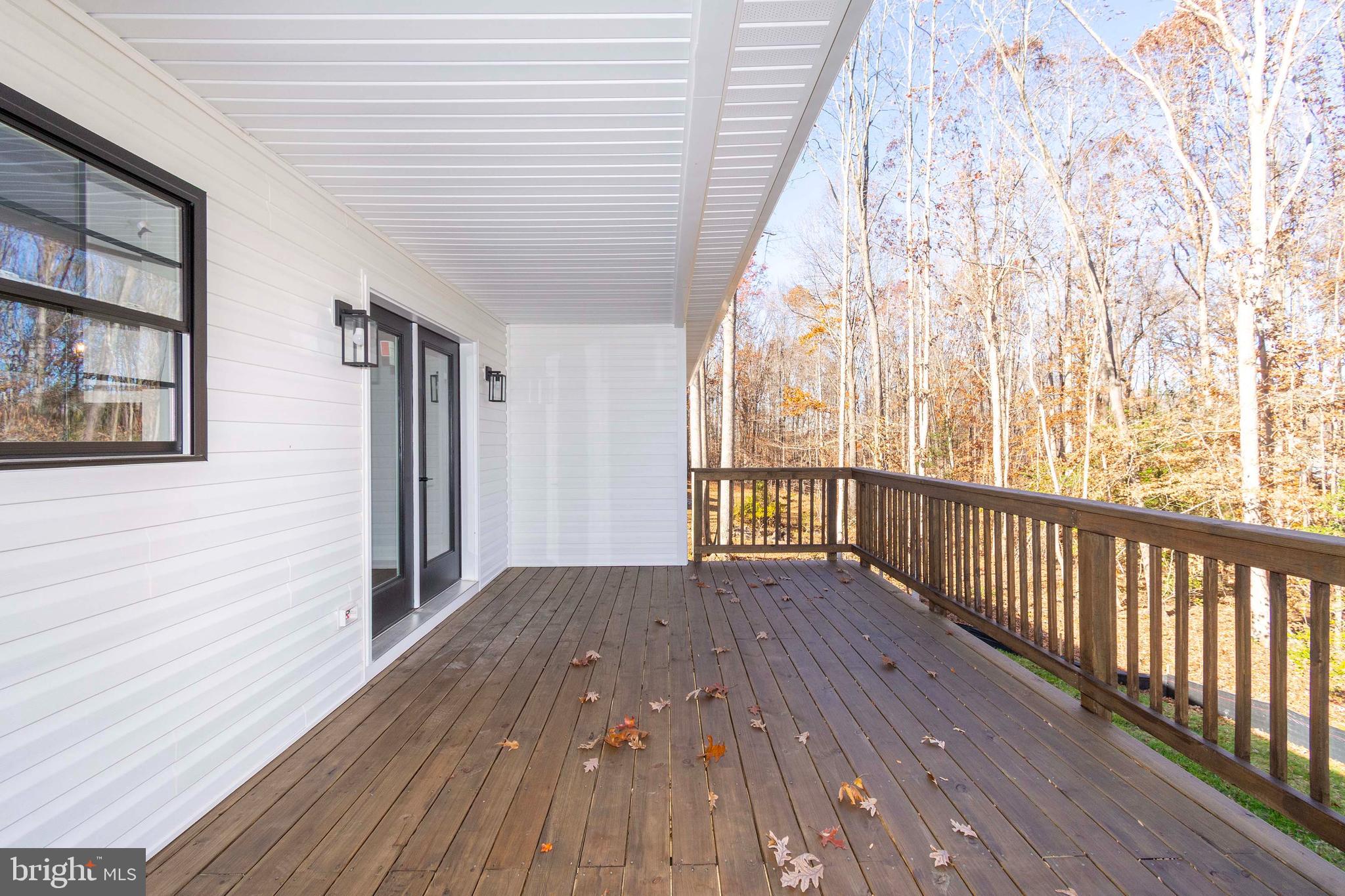 ROLLING WOODS - Residential