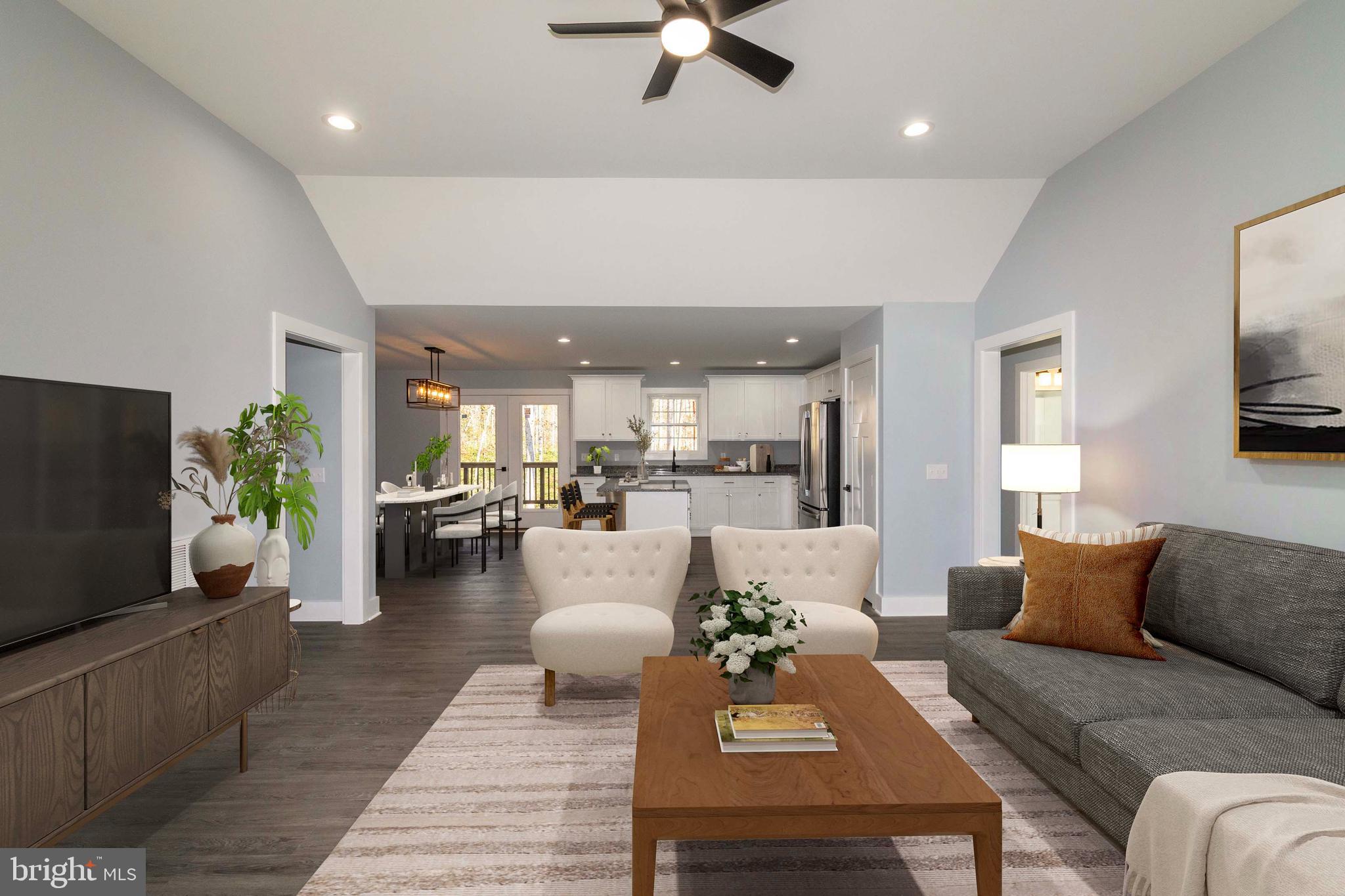 ROLLING WOODS - Residential