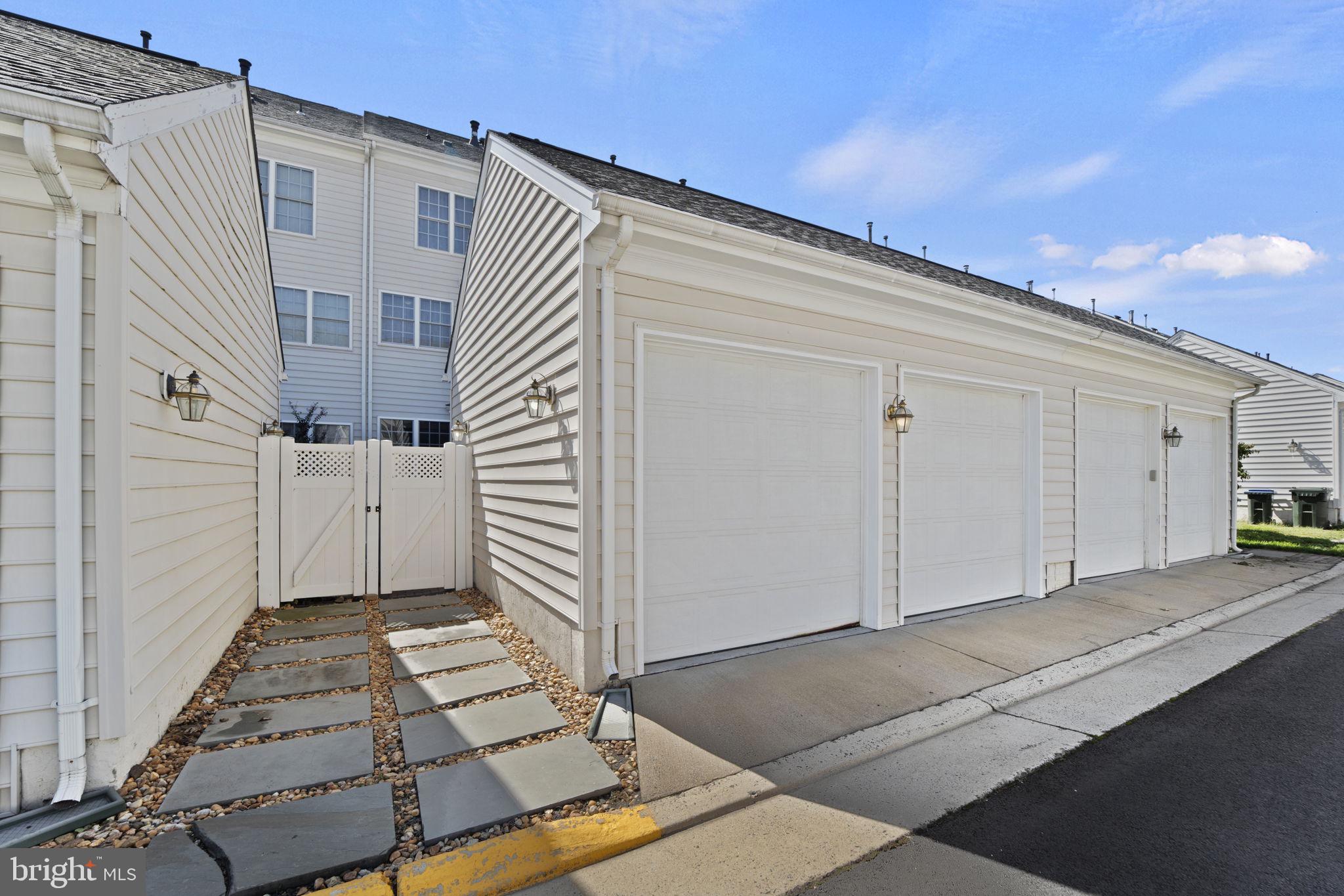 BRAMBLETON - Residential