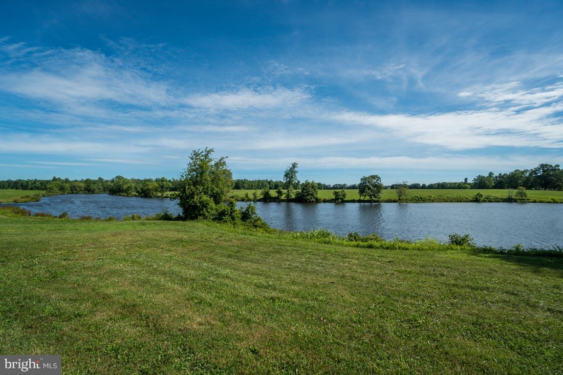 WOODFORD - Residential