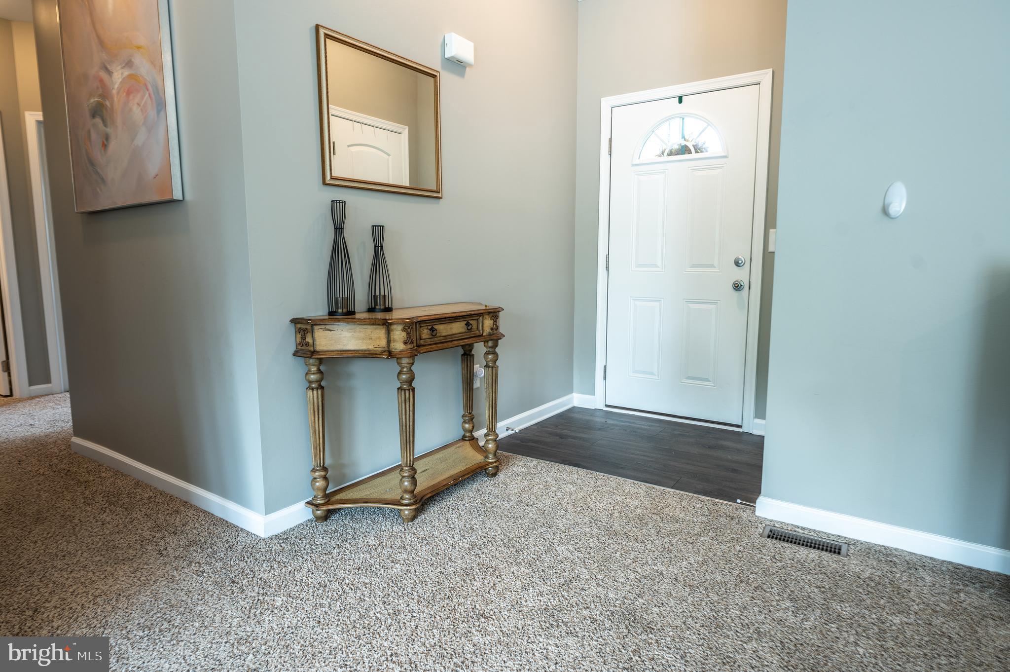 LINKS PLACE - Residential