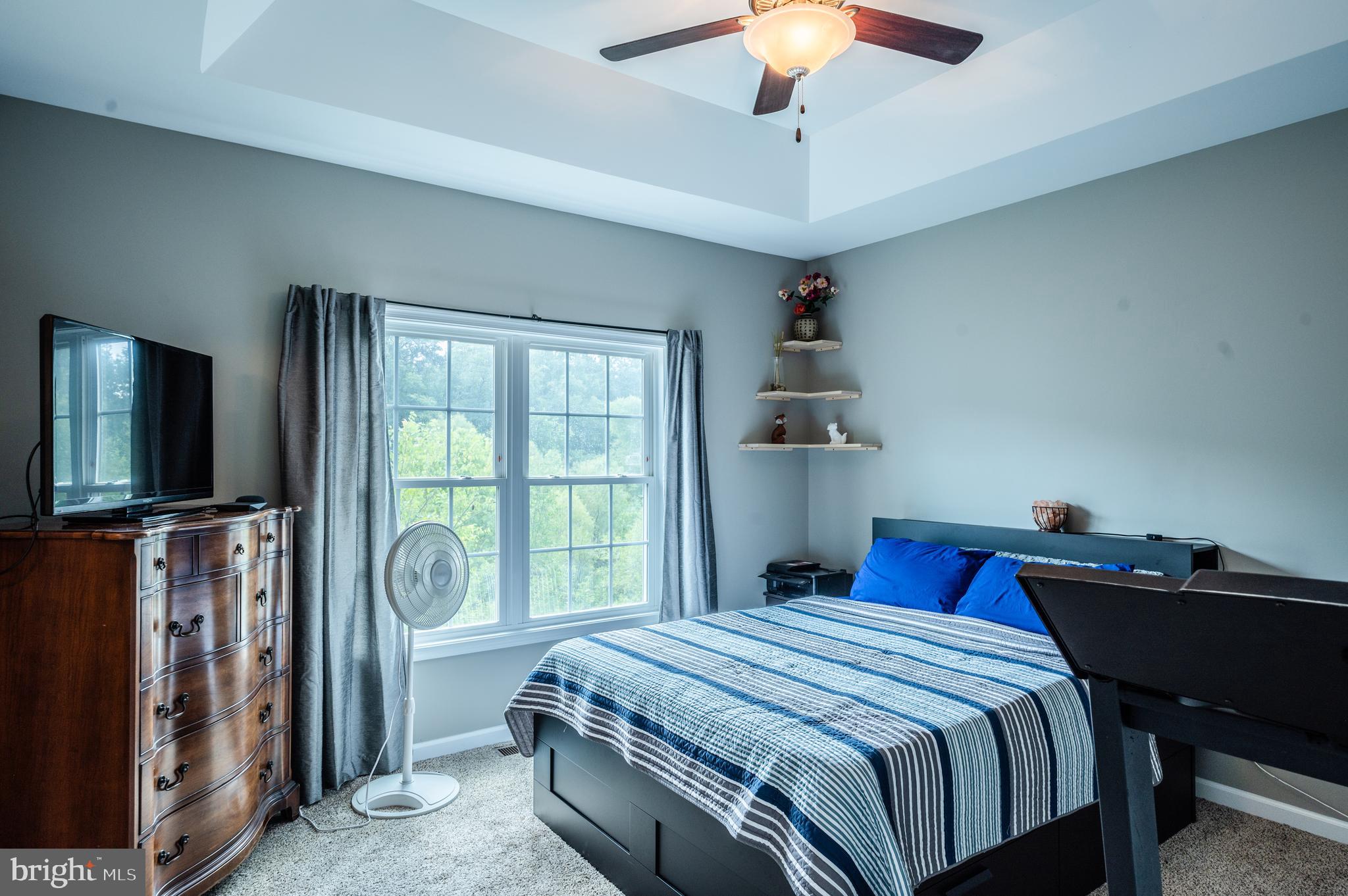 LINKS PLACE - Residential