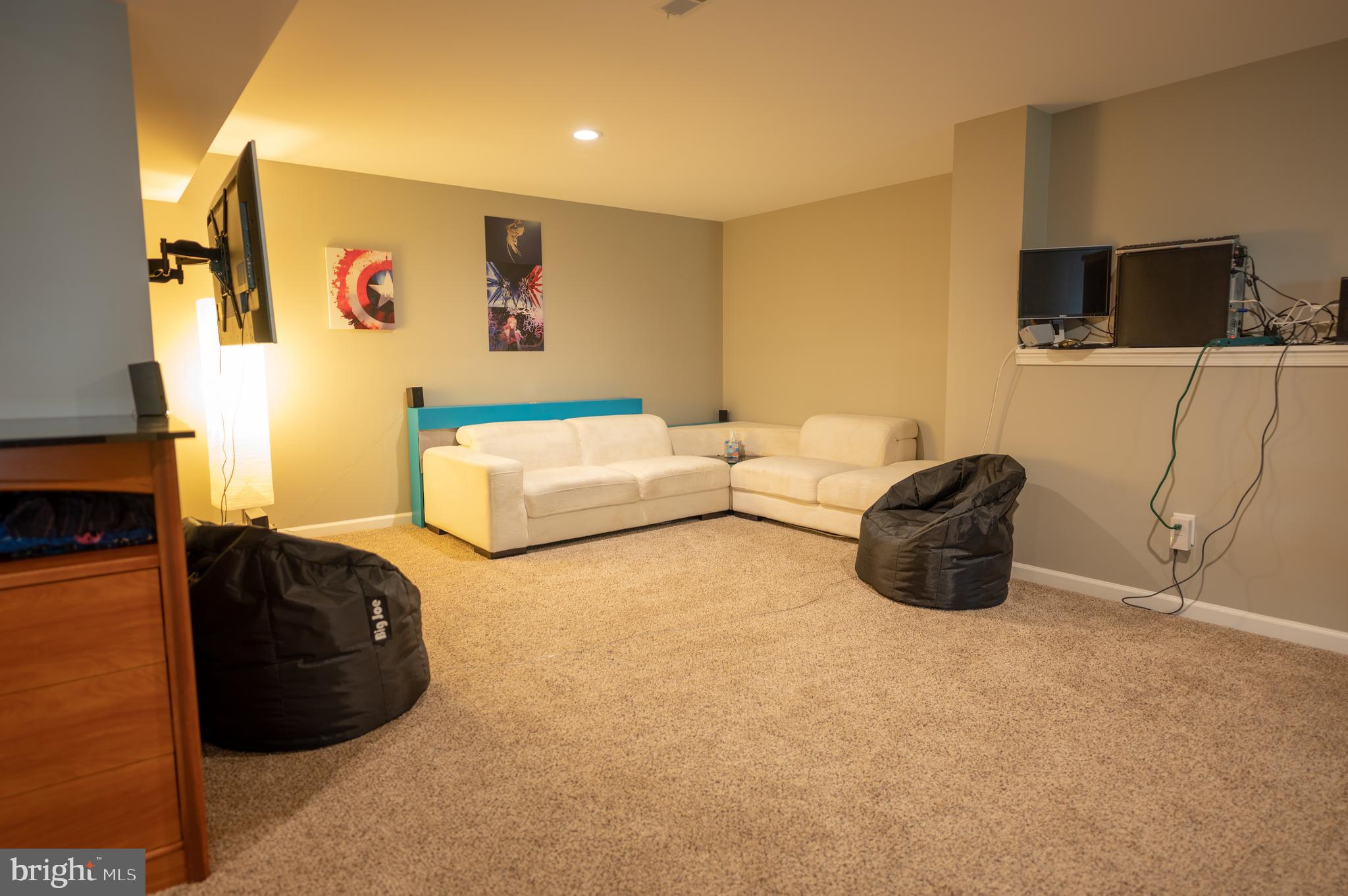 LINKS PLACE - Residential