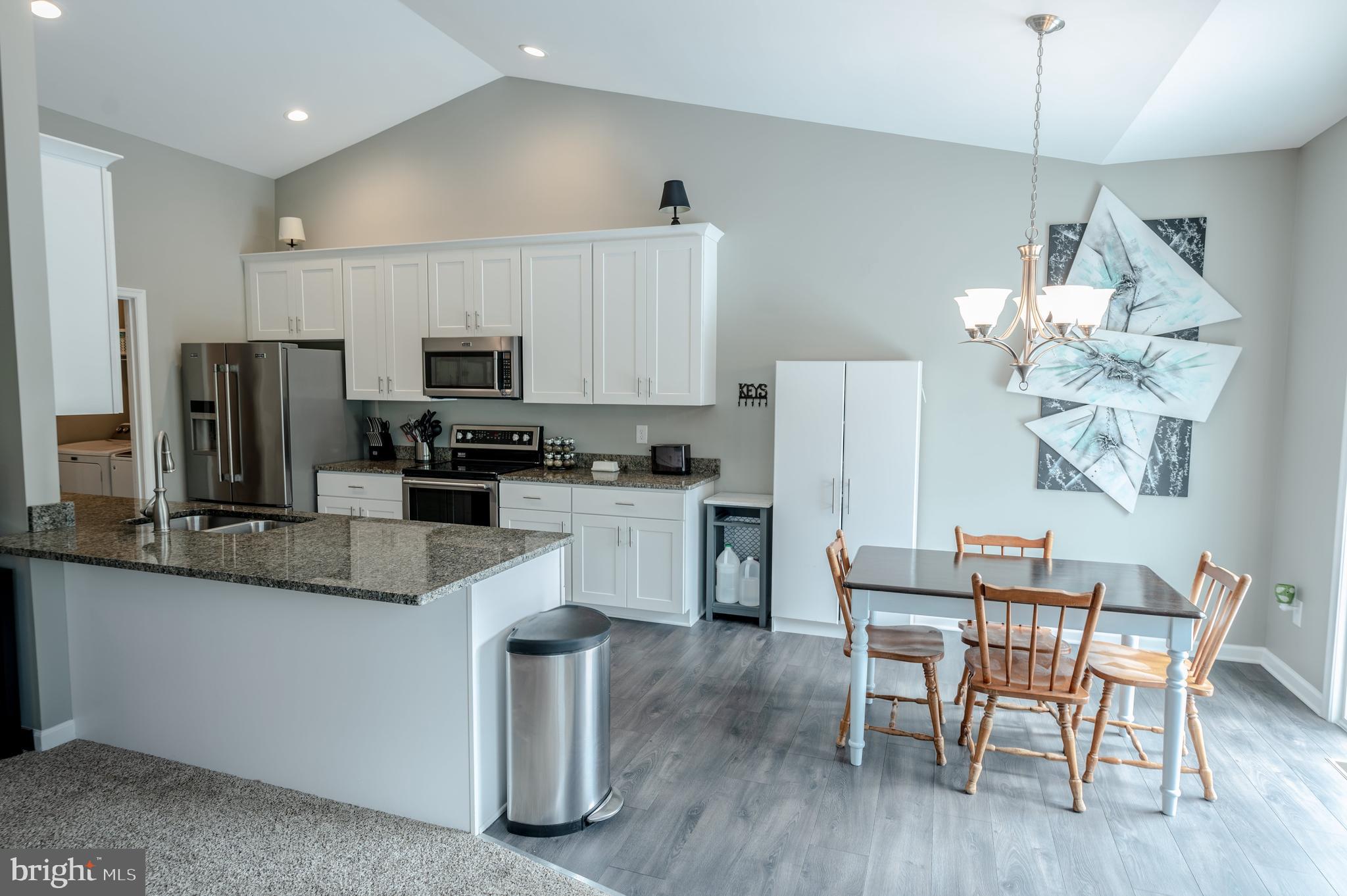 LINKS PLACE - Residential