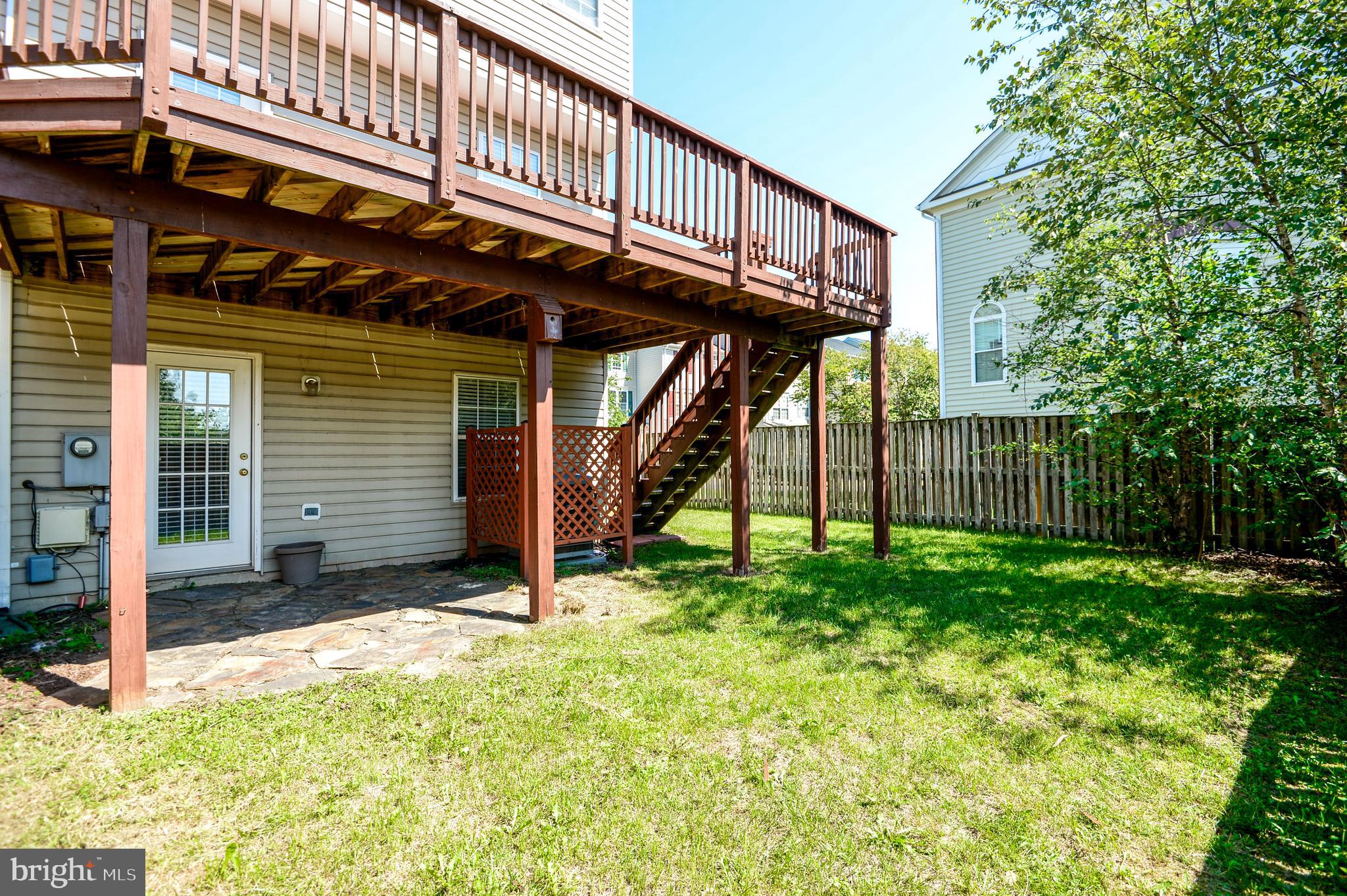 ASHBURN VILLAGE - Residential