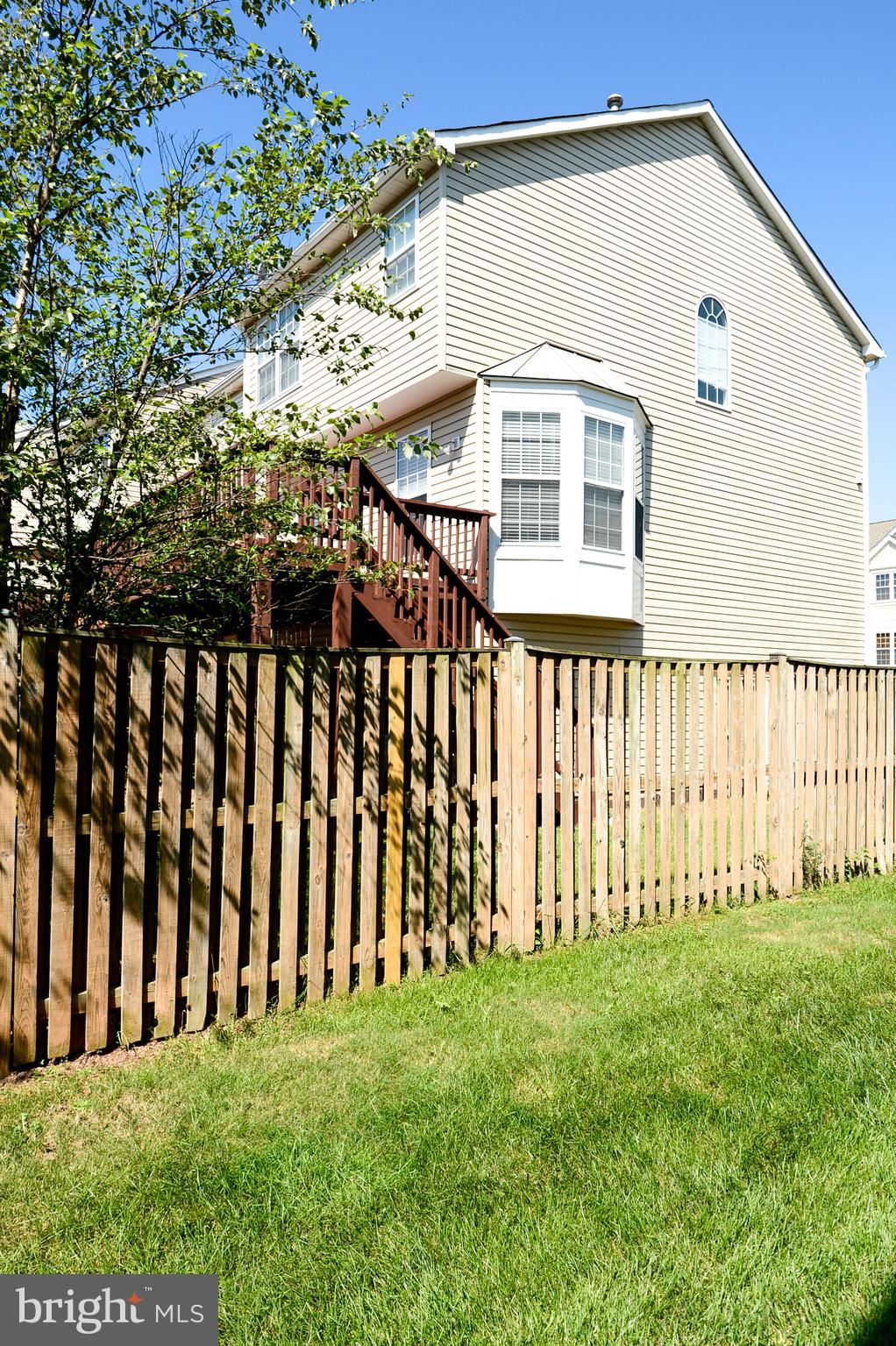 ASHBURN VILLAGE - Residential