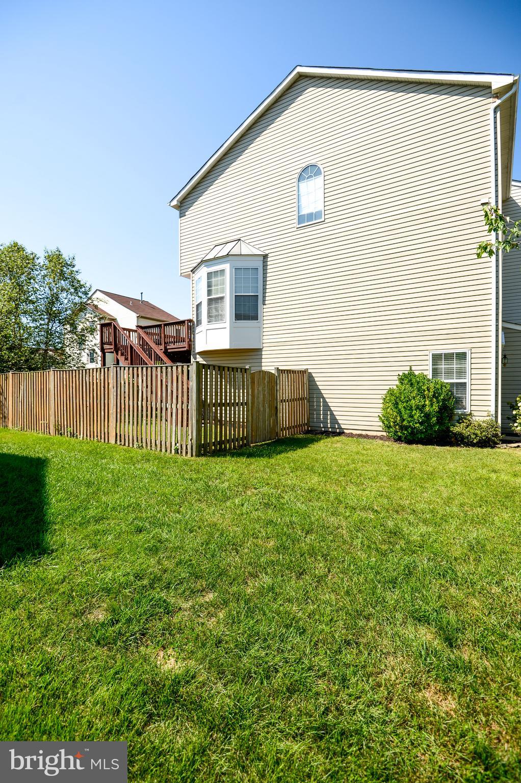 ASHBURN VILLAGE - Residential