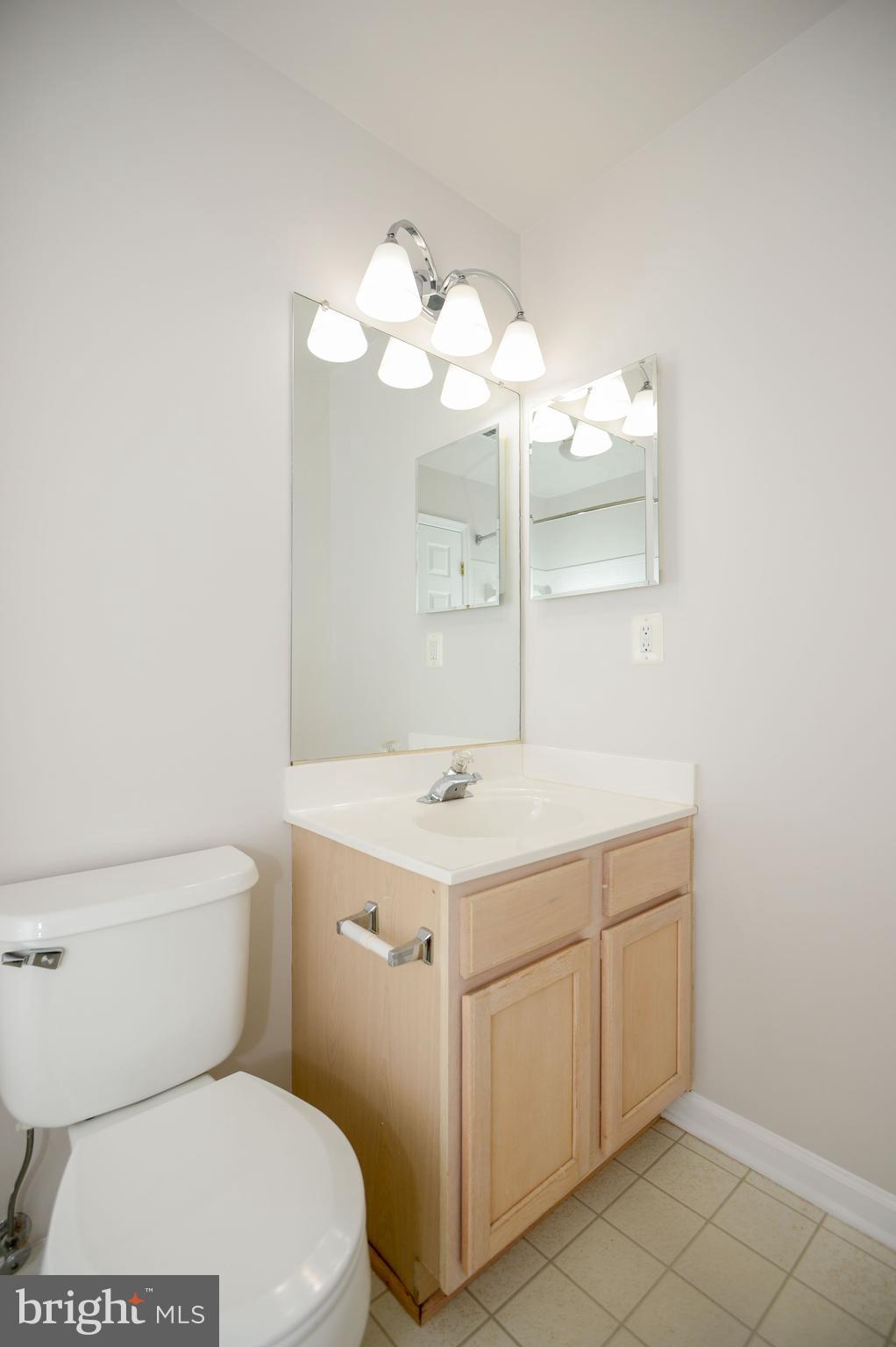 ASHBURN VILLAGE - Residential