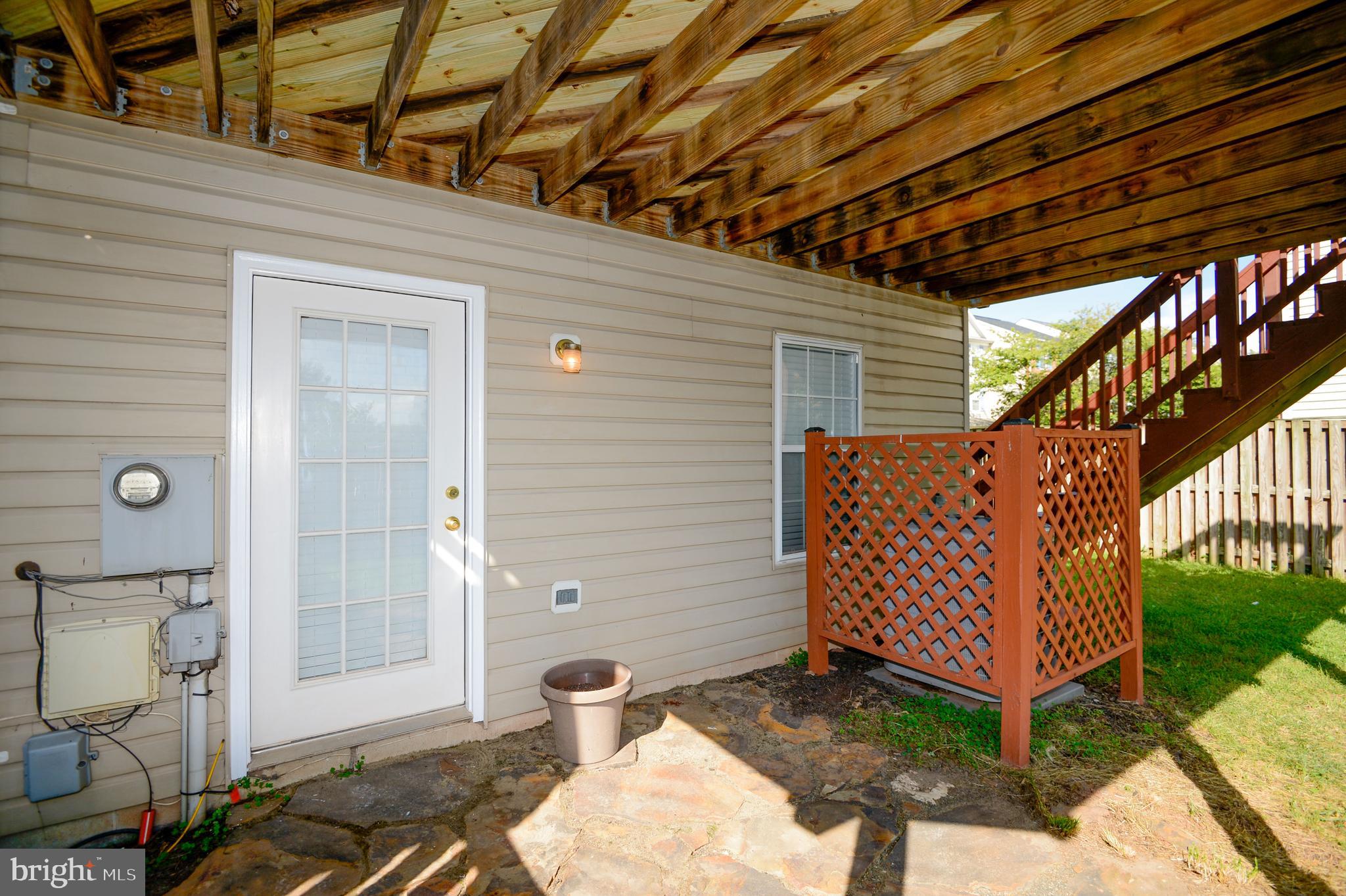 ASHBURN VILLAGE - Residential