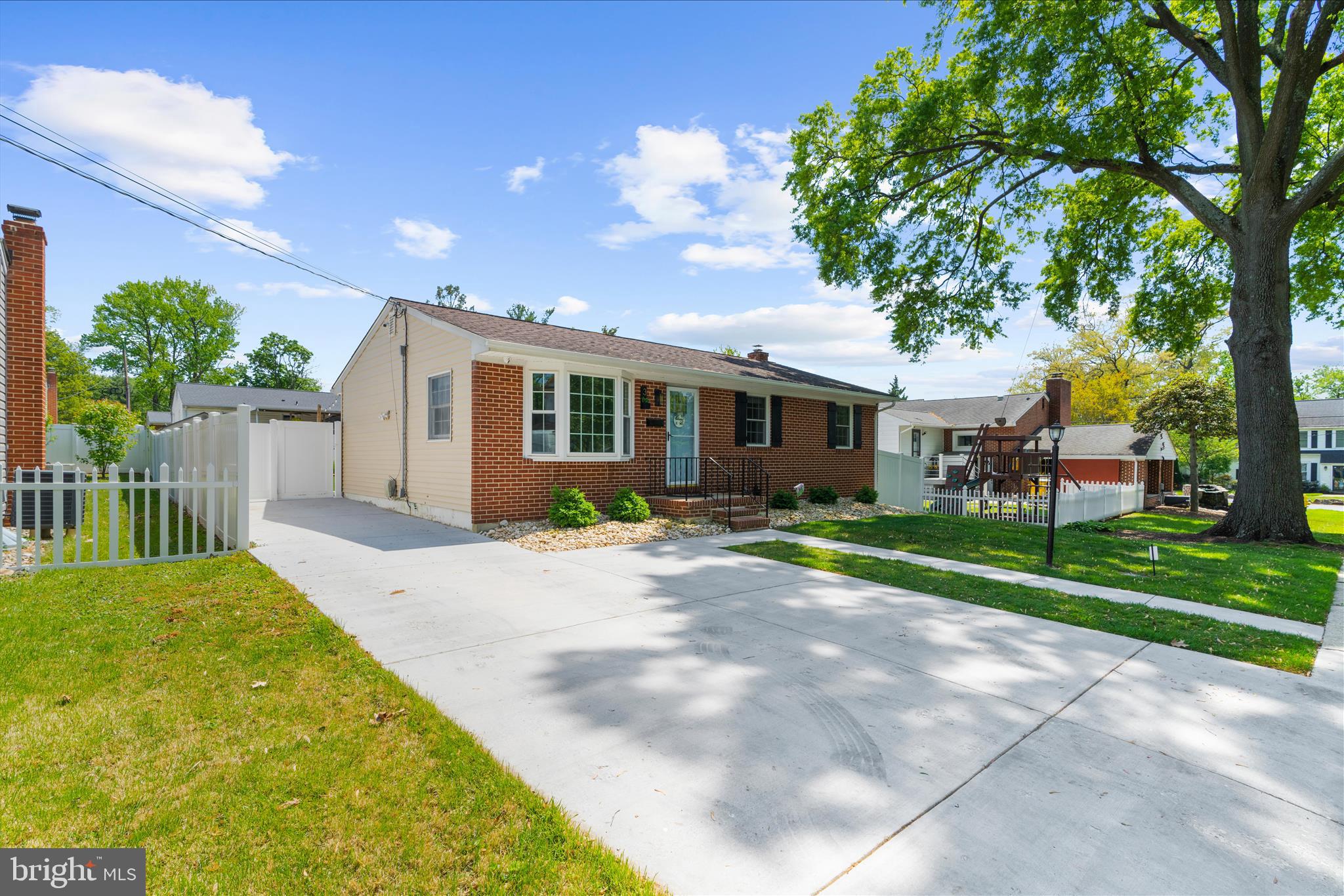3 BELVEDERE AVENUE