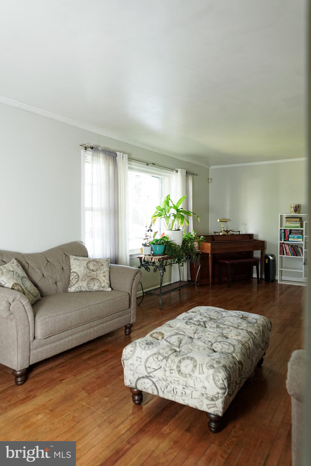 SUBURBAN ESTATES - Residential