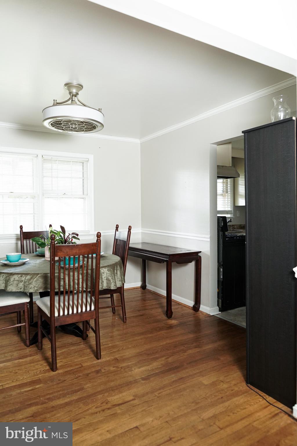 SUBURBAN ESTATES - Residential