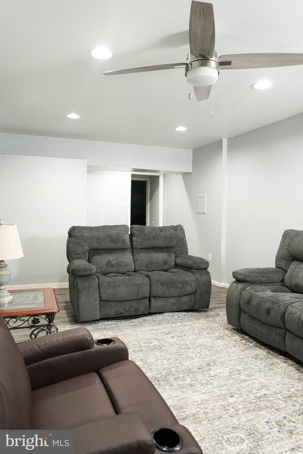 SUBURBAN ESTATES - Residential