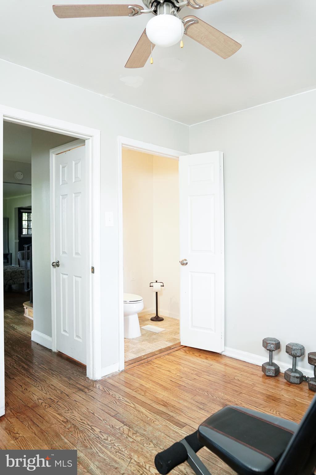 SUBURBAN ESTATES - Residential