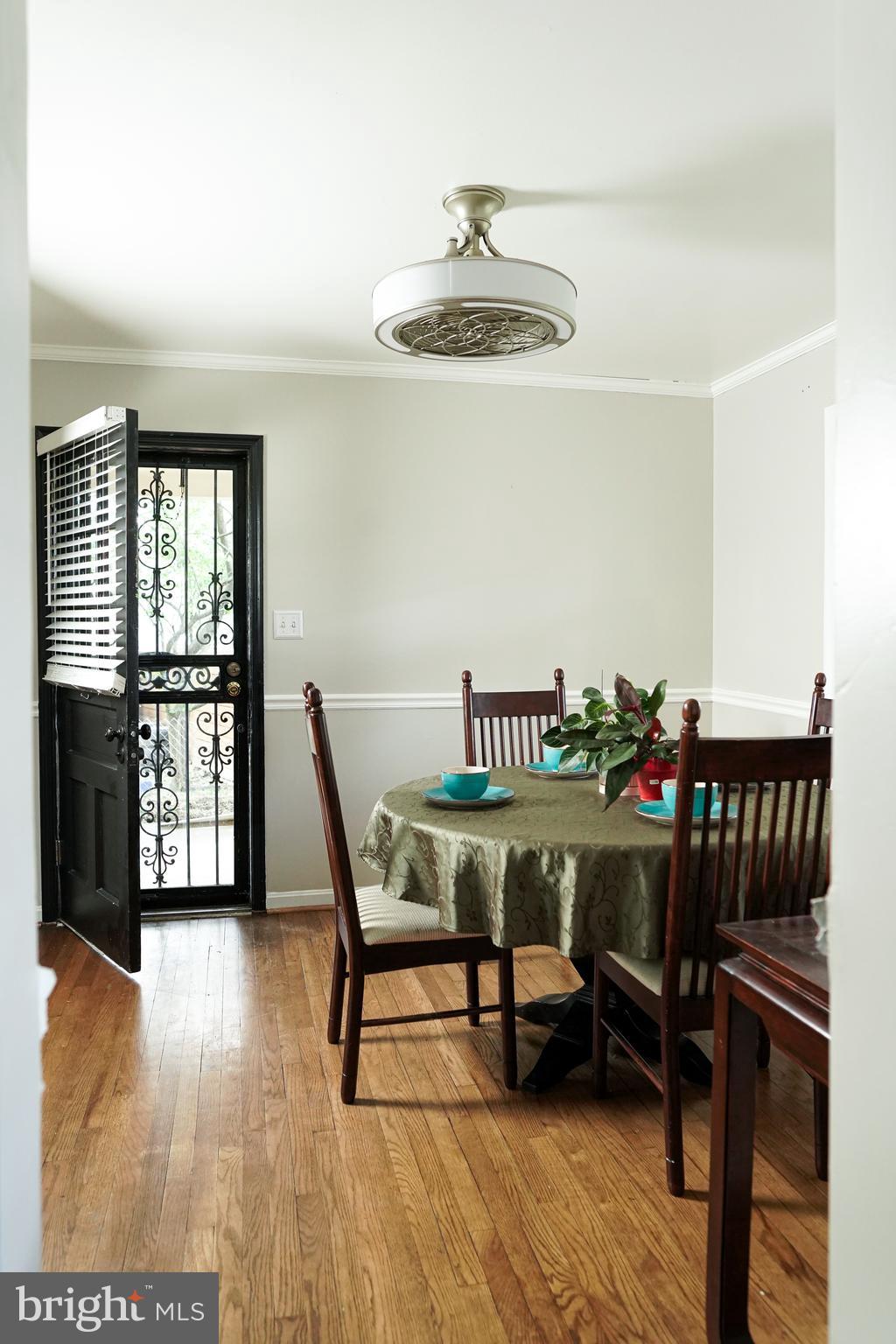 SUBURBAN ESTATES - Residential