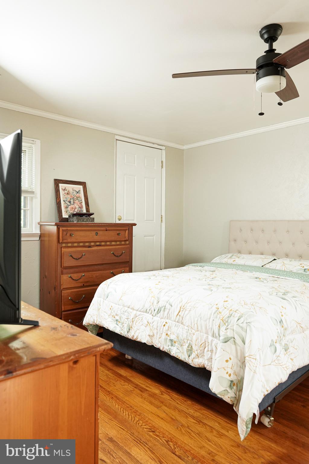 SUBURBAN ESTATES - Residential