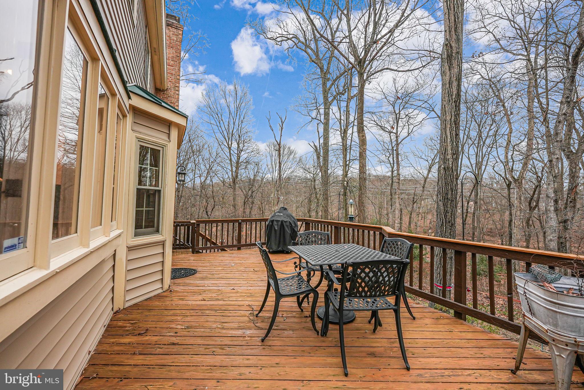 LYNWOOD - Residential