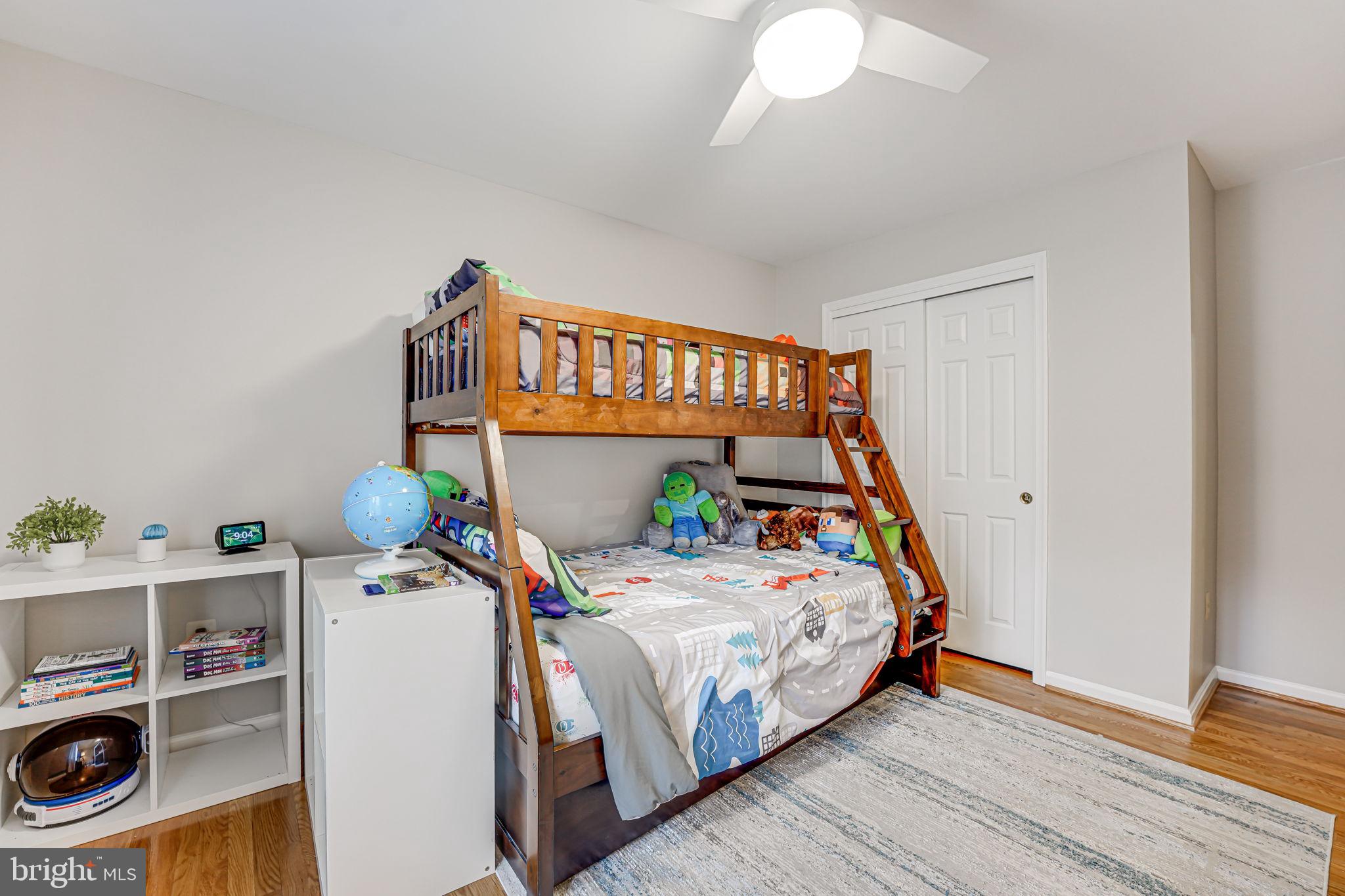 LYNWOOD - Residential