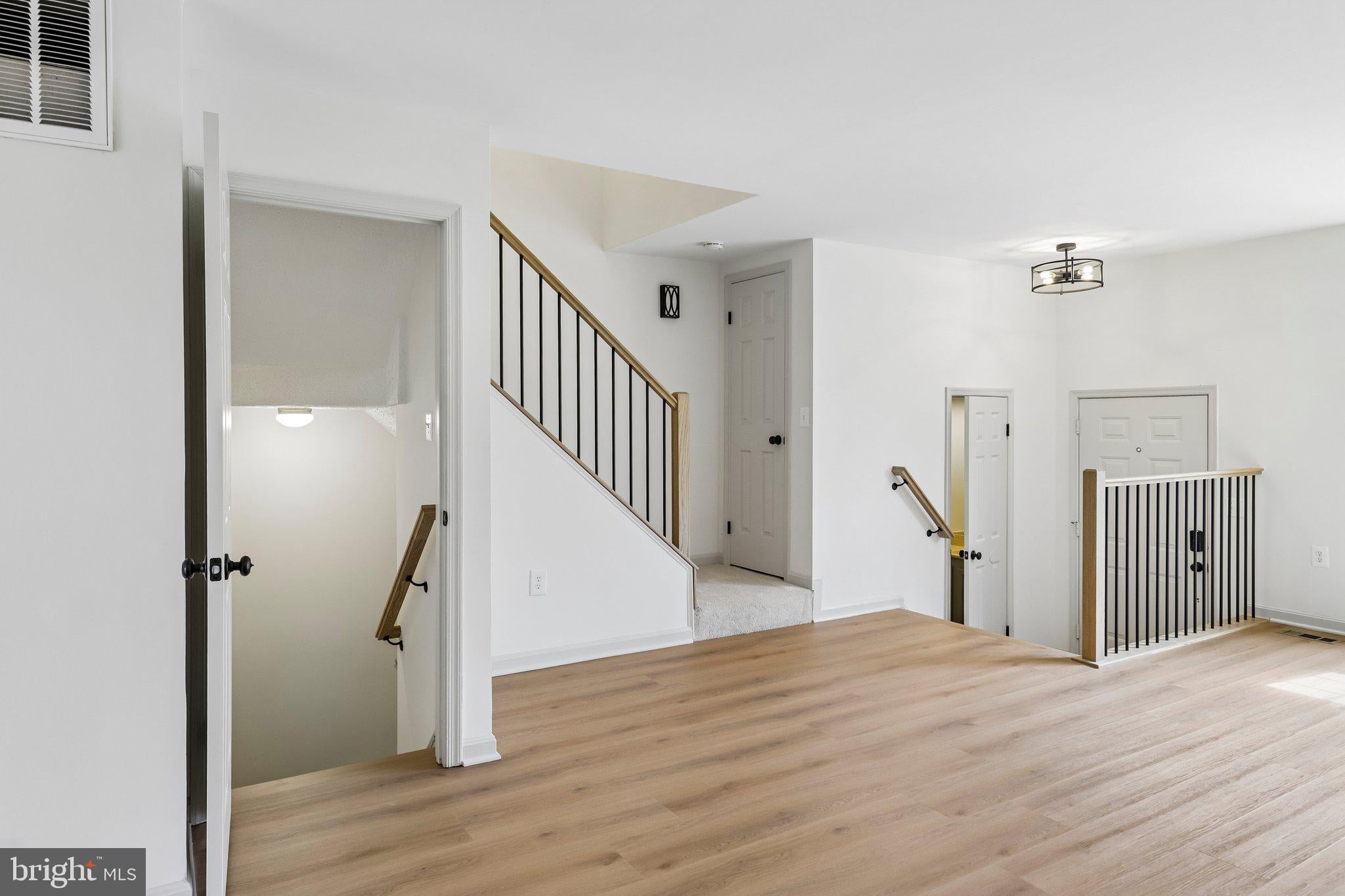 14608 FLOWER HILL COURT