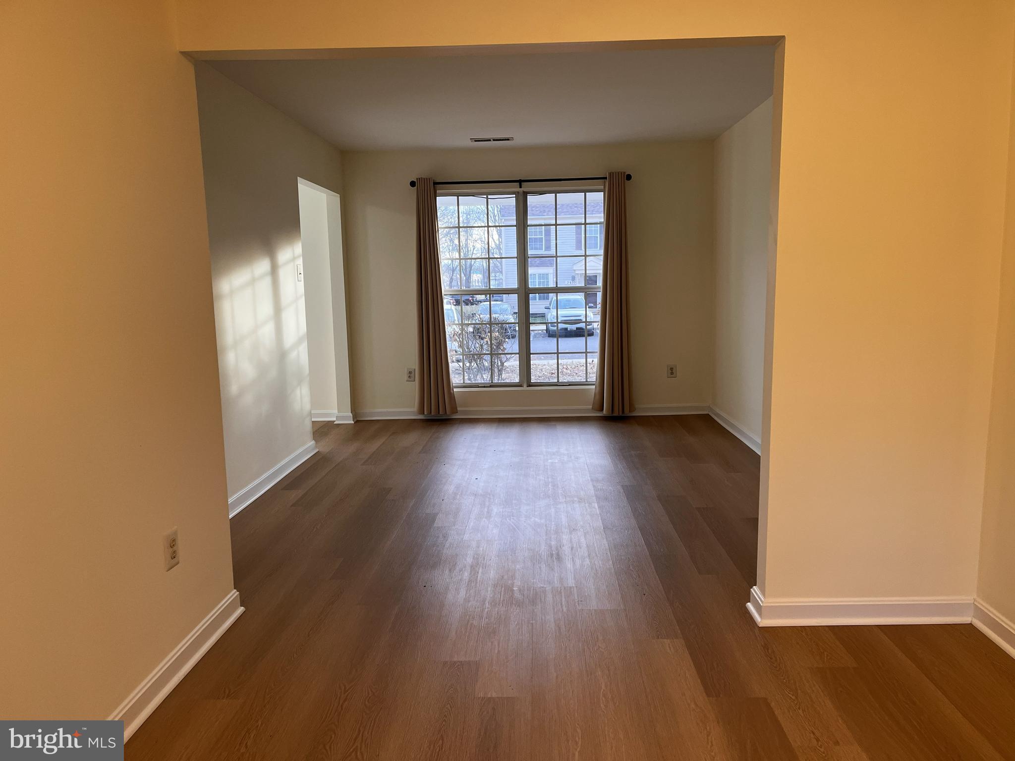 ENFIELD CHASE PLAT FOUR - Residential