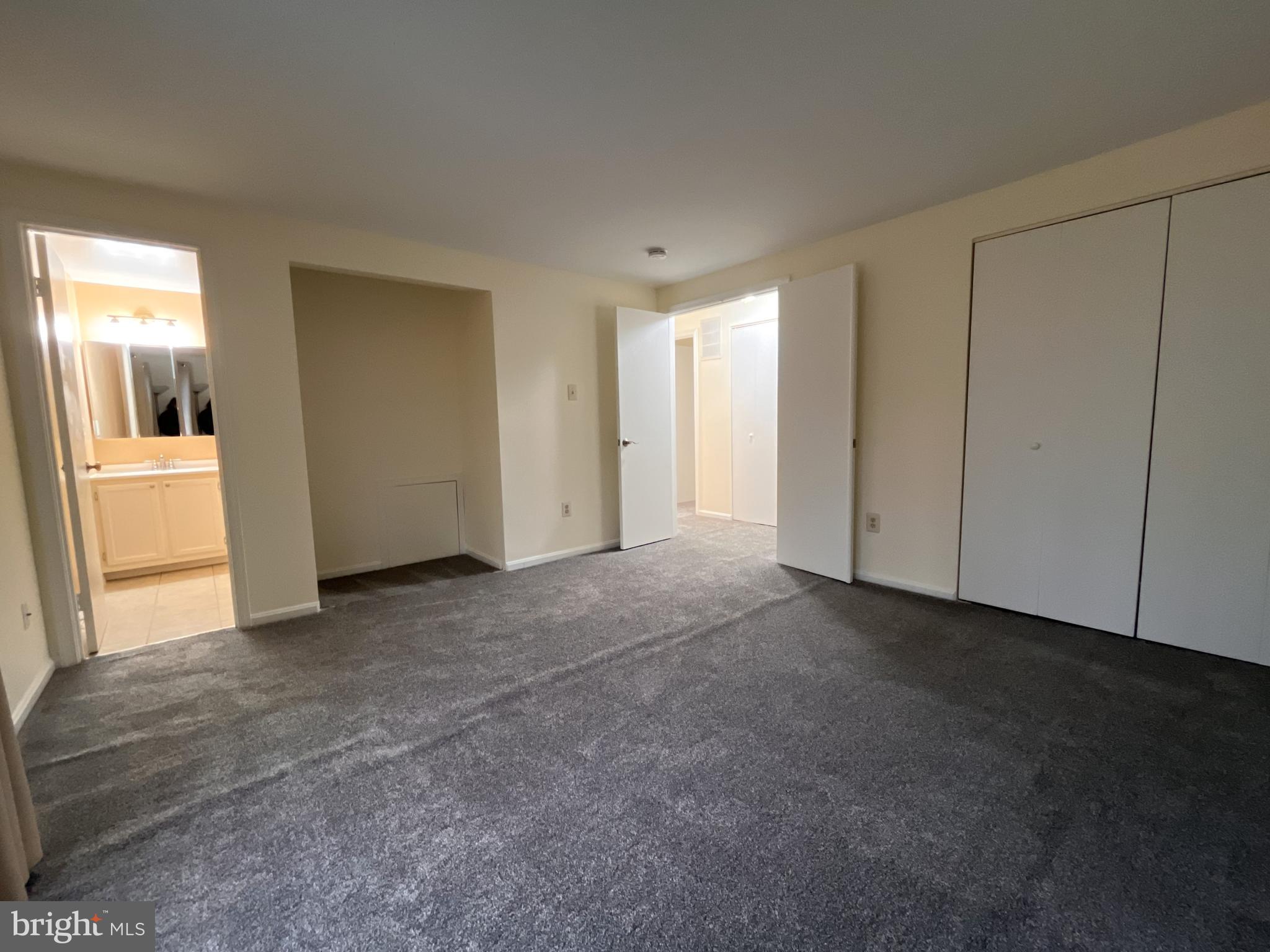 ENFIELD CHASE PLAT FOUR - Residential