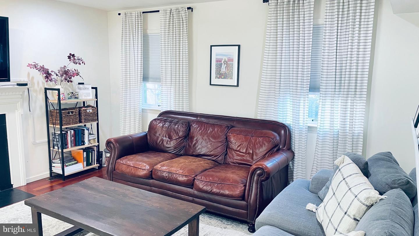 1514 ISAACS COURT