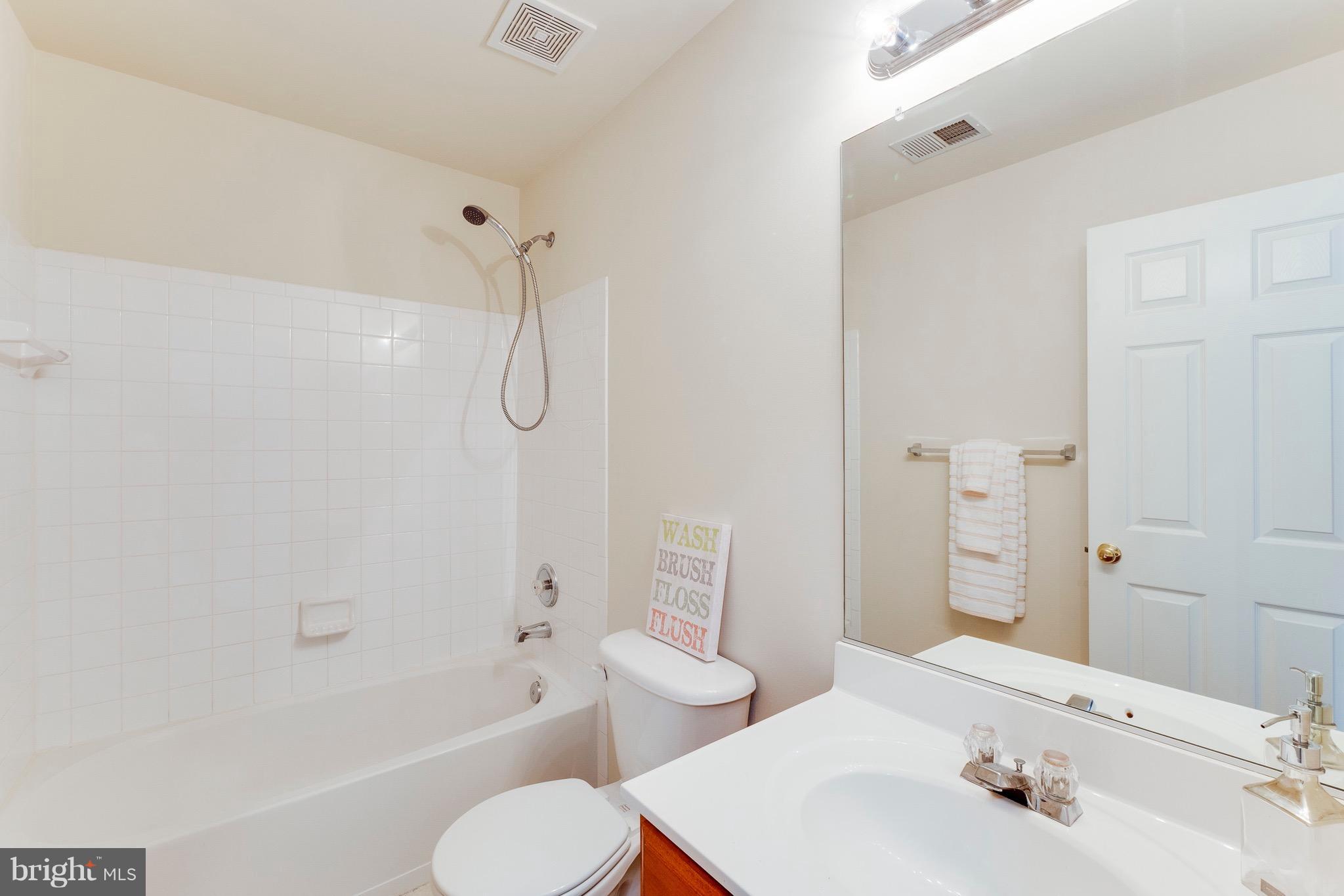 APPLE GROVE - Residential