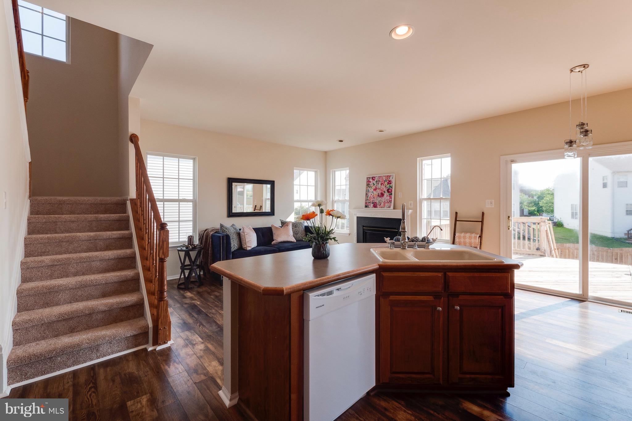 APPLE GROVE - Residential