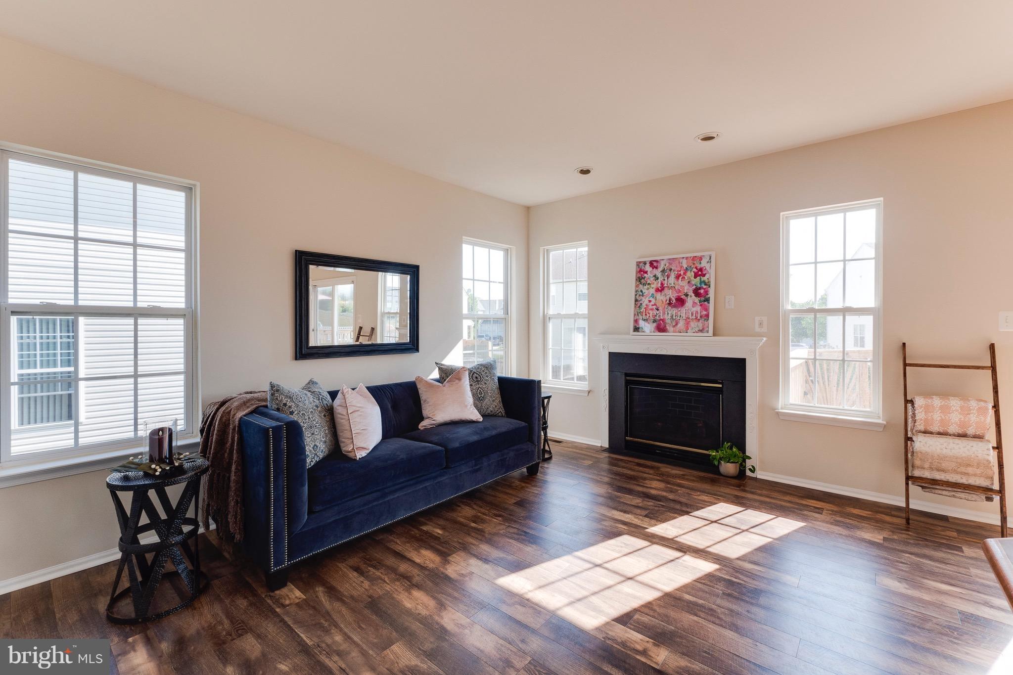 APPLE GROVE - Residential