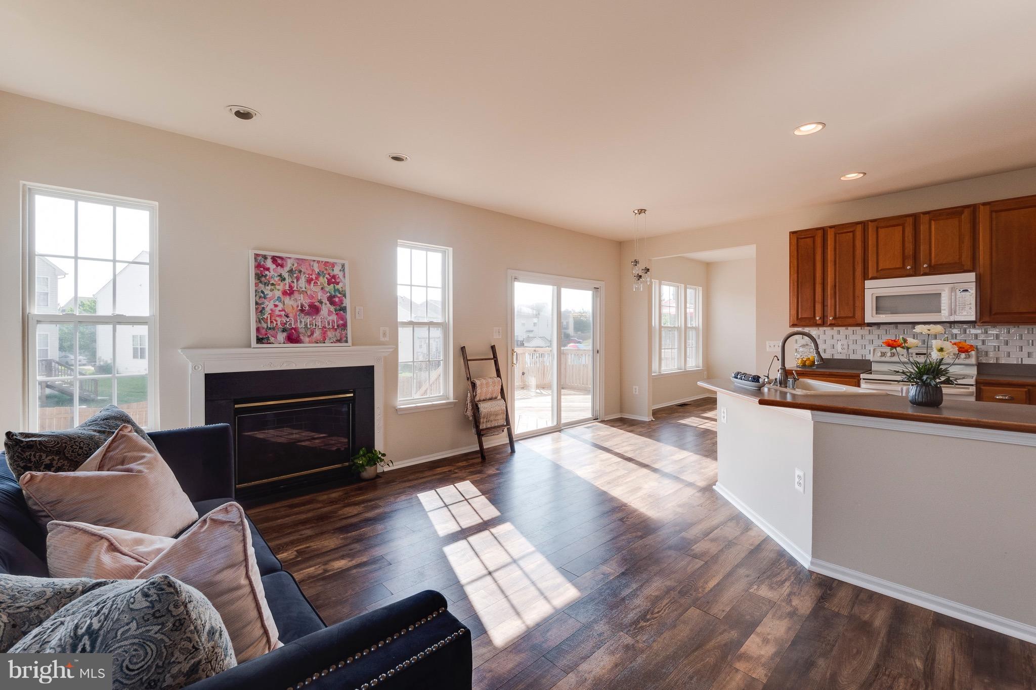 APPLE GROVE - Residential