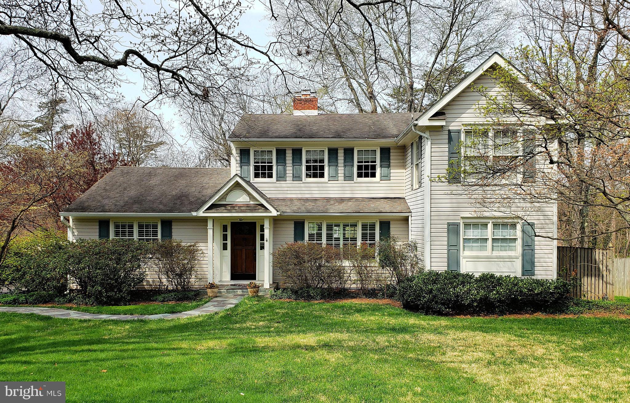 *GORGEOUS* 4BR/2.5 BA updated home with fantastic 2015 addition on 2 finished levels in sought-after McLean location! This *BEAUTIFUL* home features sparkling hardwoods on the main level; fabulous kitchen with gas convection range, granite counters, peninsula with built-ins and walkout to deck; elegant living room with fireplace, built-ins and plantation shutters; formal dining room with plantation shutters and built-in cabinets; den/office with chair rail and built-ins; inviting family room with built-ins and shutters; main-level half bath; wonderful main level primary suite with walk-in closet, ceiling fan and luxury full bathroom with dual vanity, large shower with dual shower heads, separate commode and skylight! Upstairs includes handy storage area; 3 additional bedrooms and 1 full bath; 2-car detached garage; incredible, large, level backyard - mostly fenced with large wooded area that provides the perfect privacy screen; lovely half acre lot; Chesterbrook, Longfellow and McLean schools!