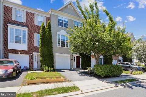 Townhouse For Sale - 2530 Carrington Way<br/> FREDERICK, MD 21702