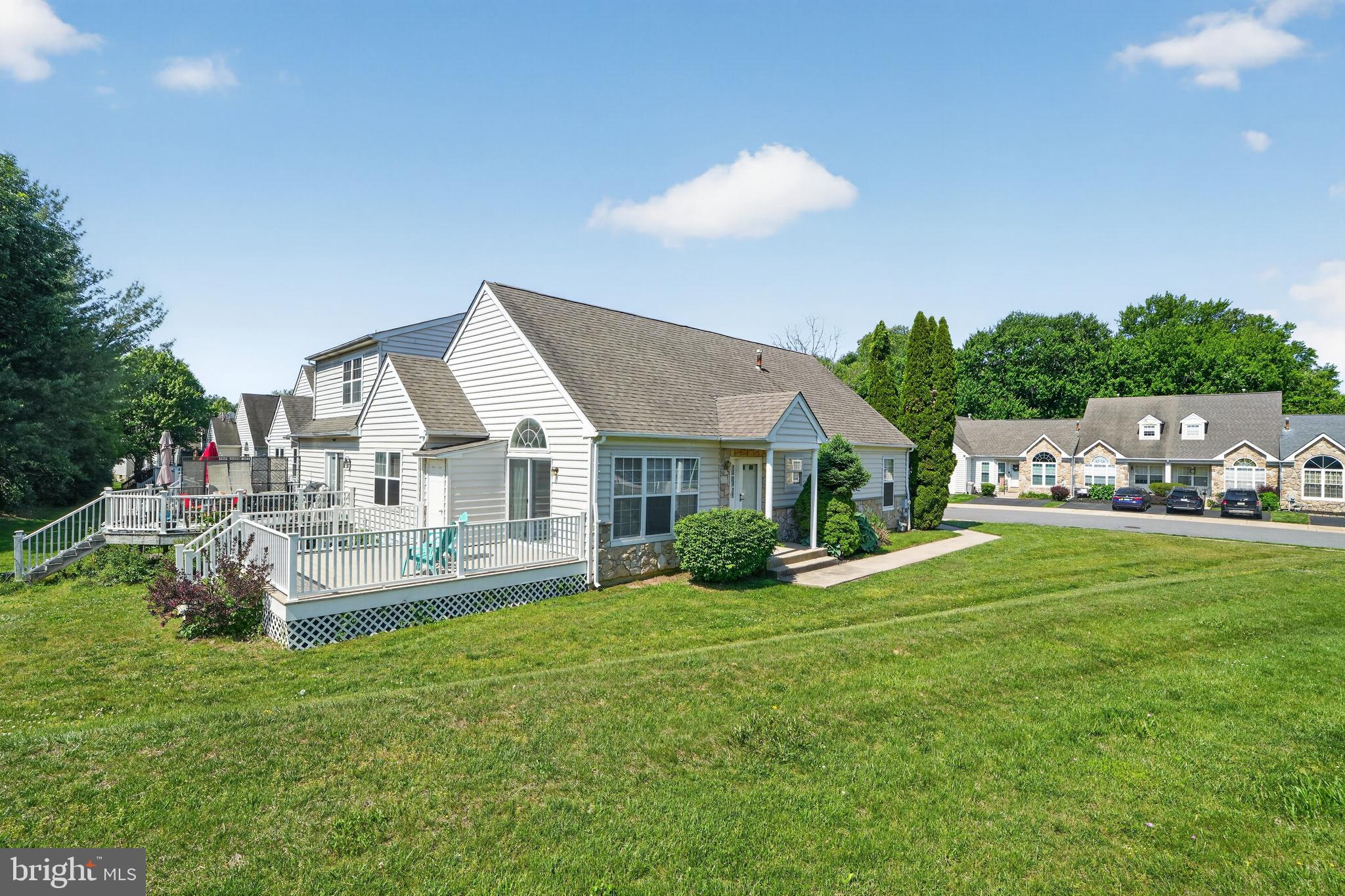 SOMERSET - Residential
