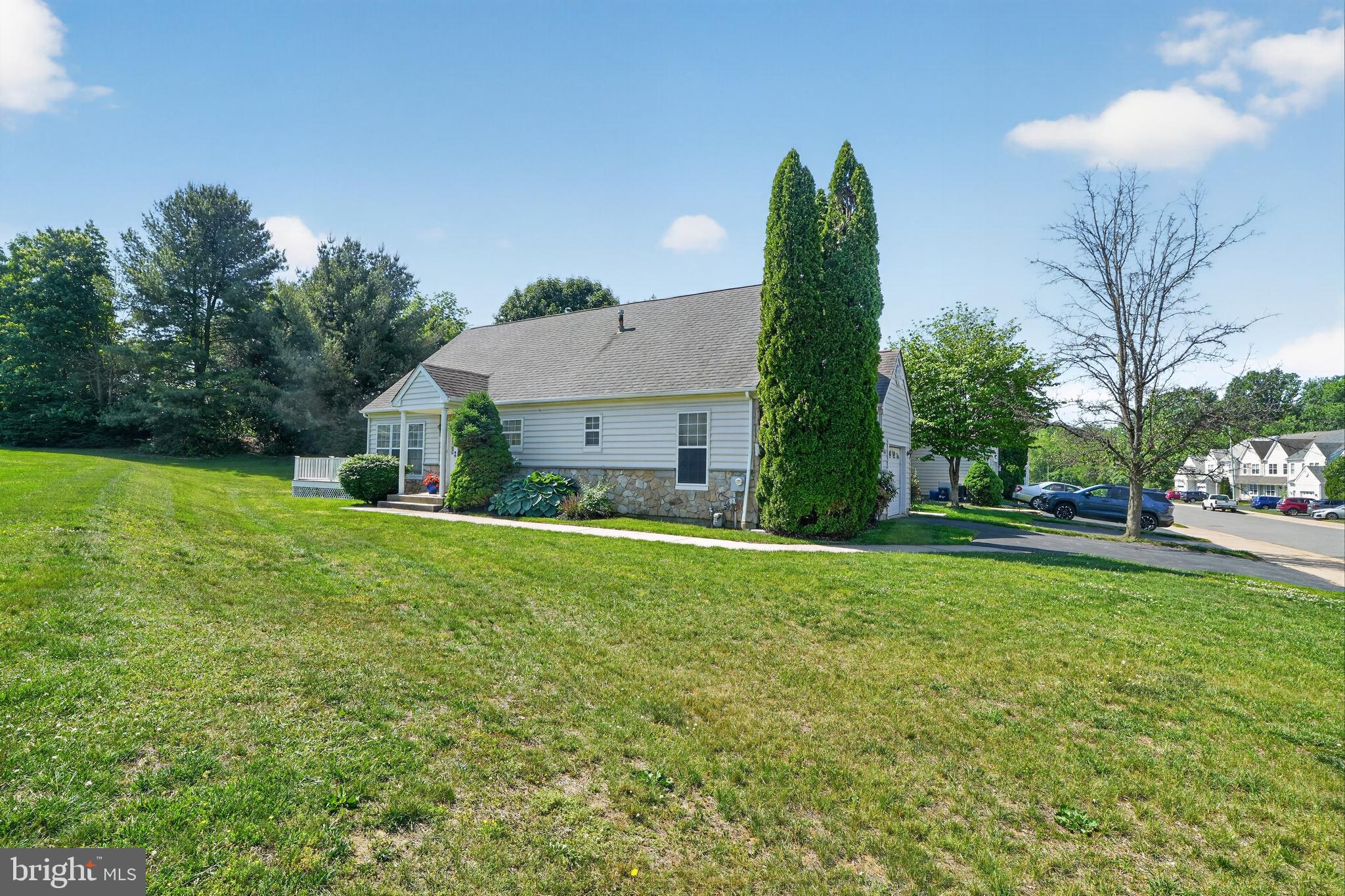 SOMERSET - Residential