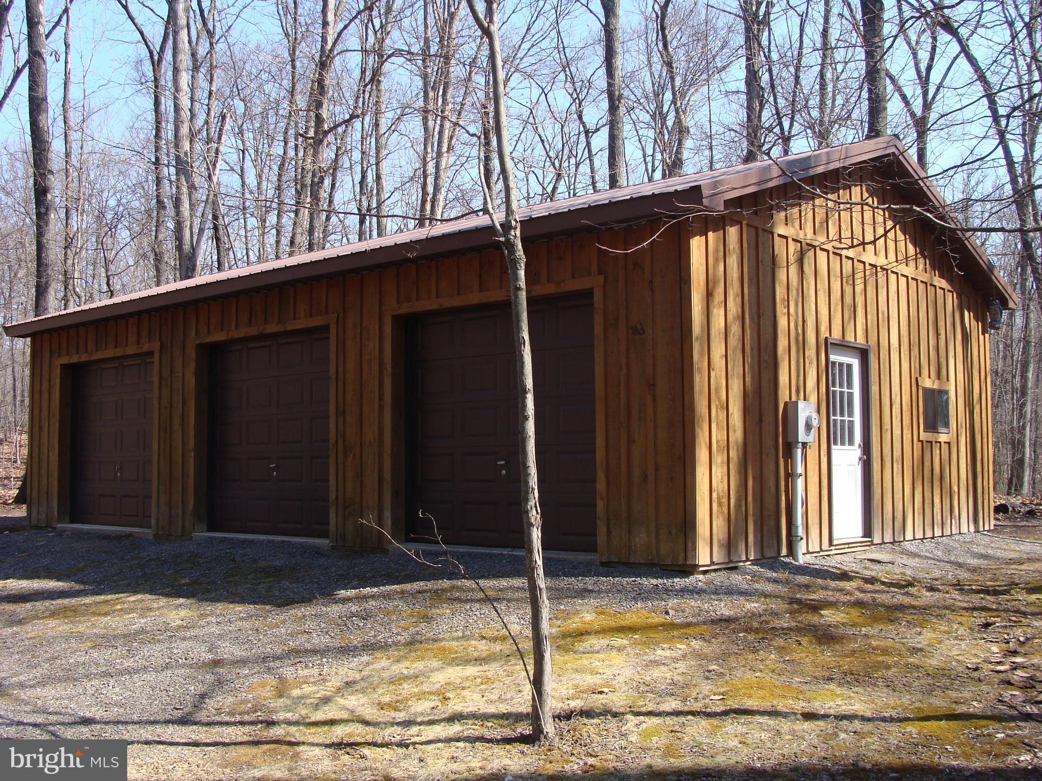 DOGWOOD FLATS - Residential