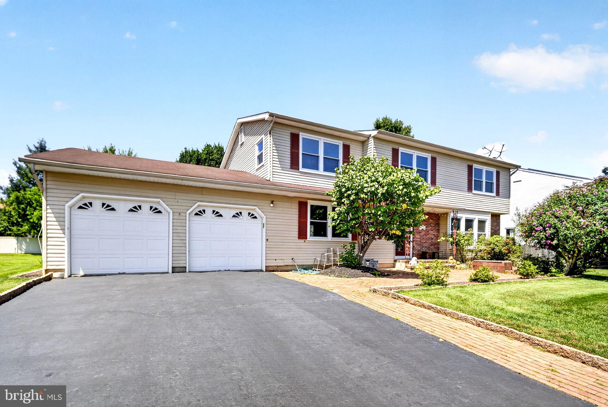 12 MERSHON LANE