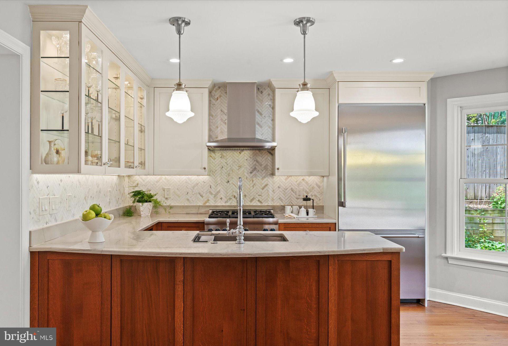 MEADOWBROOK VILLAGE - Residential