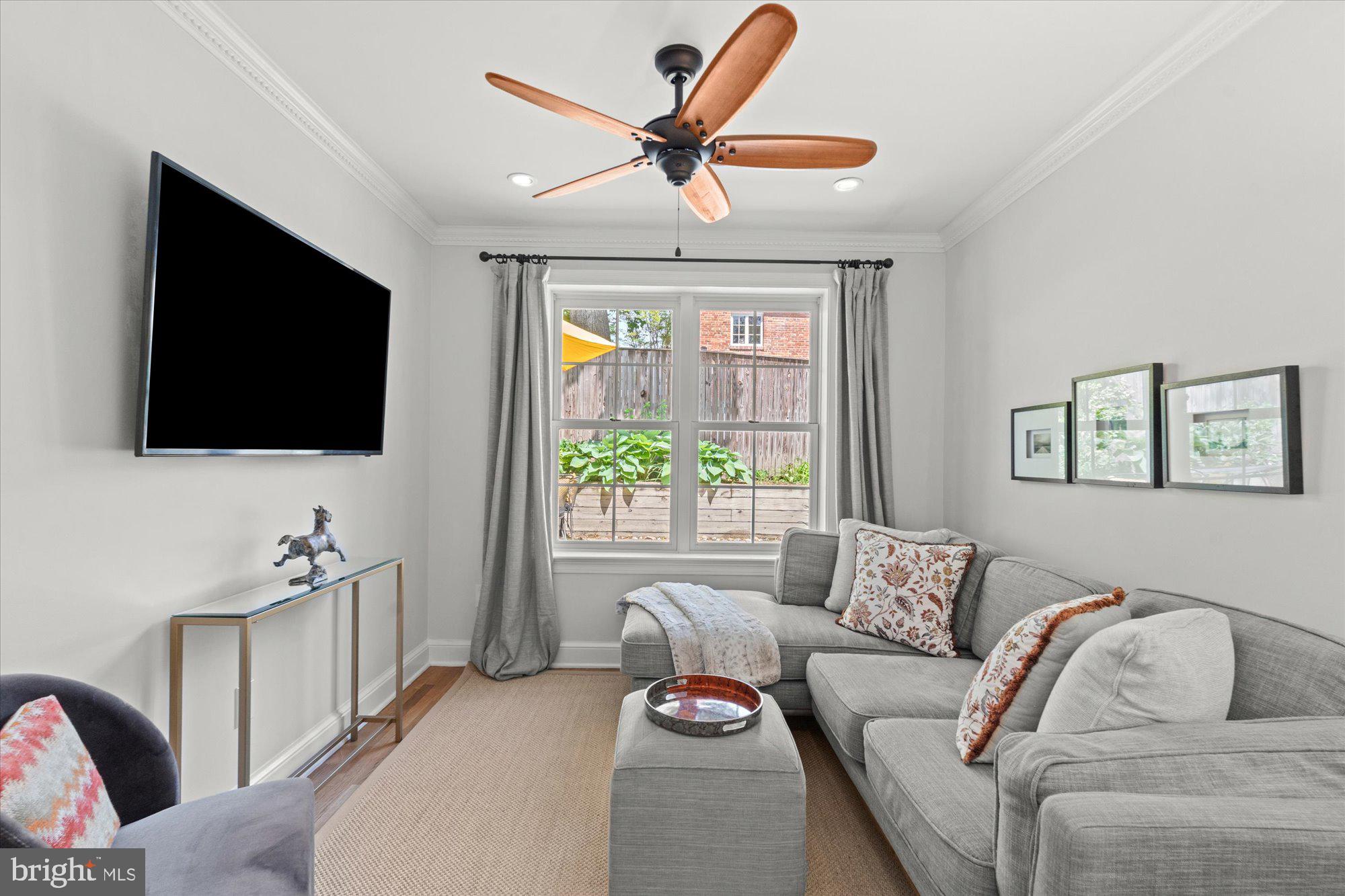 MEADOWBROOK VILLAGE - Residential