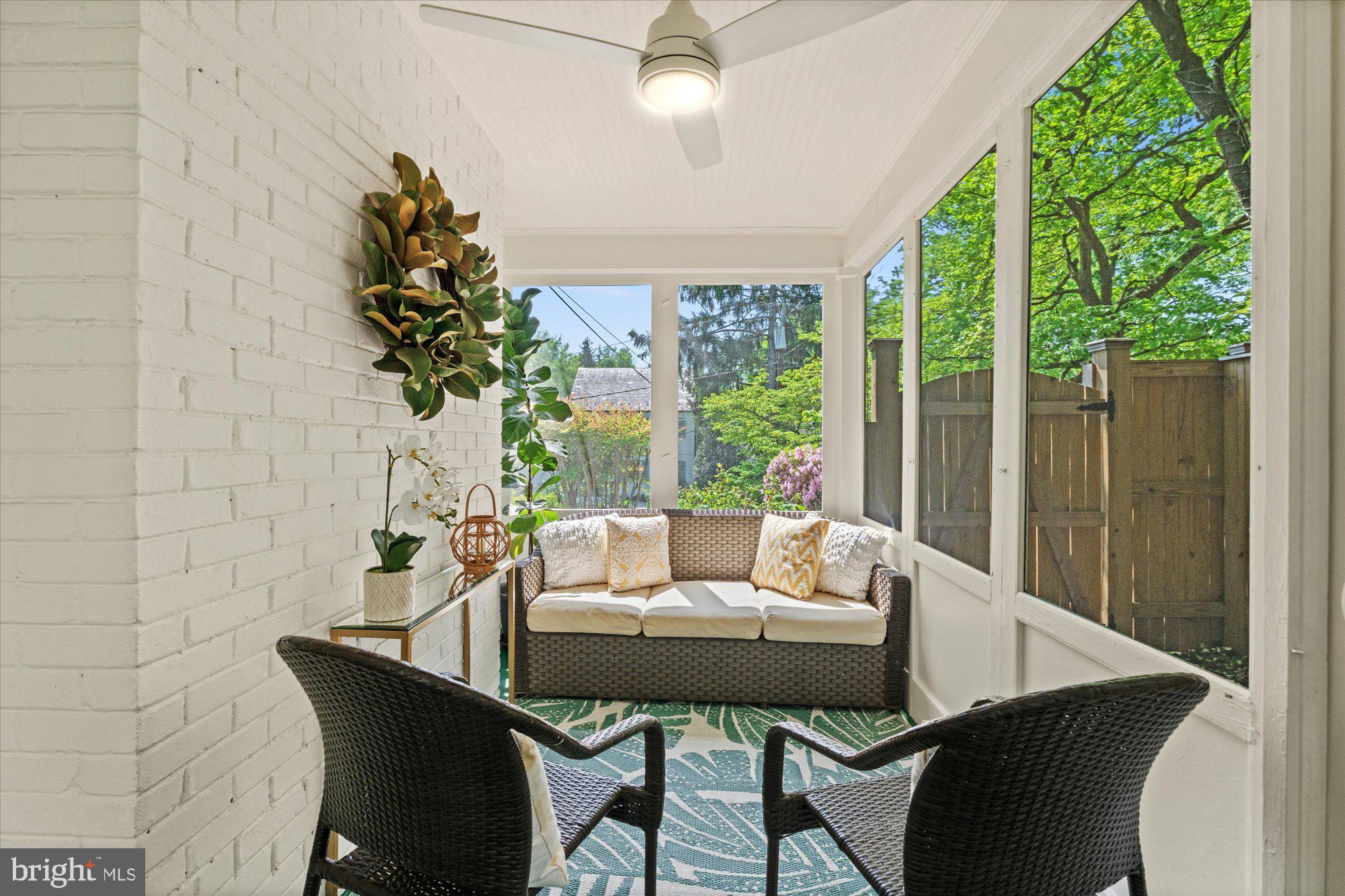 MEADOWBROOK VILLAGE - Residential