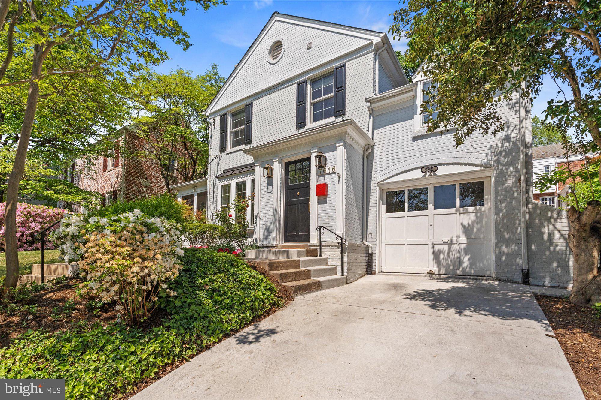 7616 LYNN DRIVE