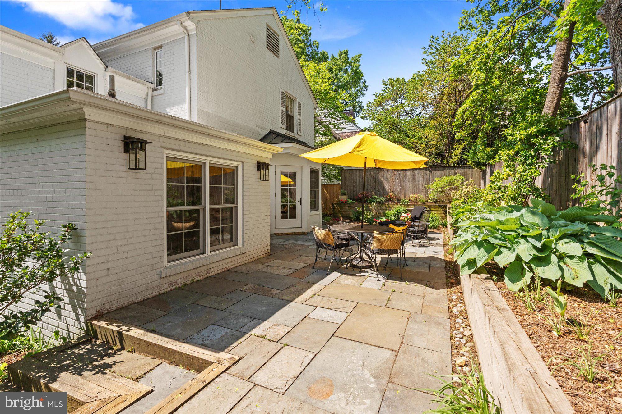 MEADOWBROOK VILLAGE - Residential