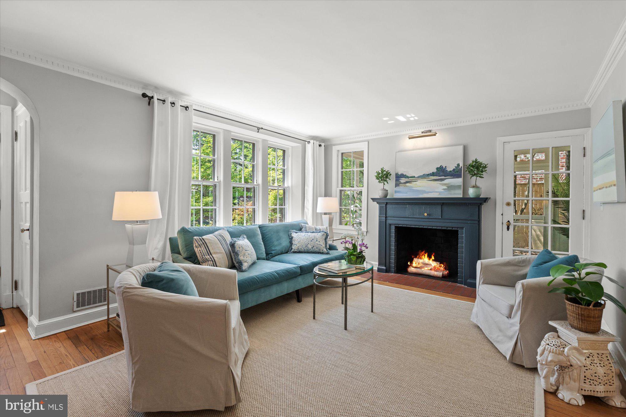 7616 LYNN DRIVE