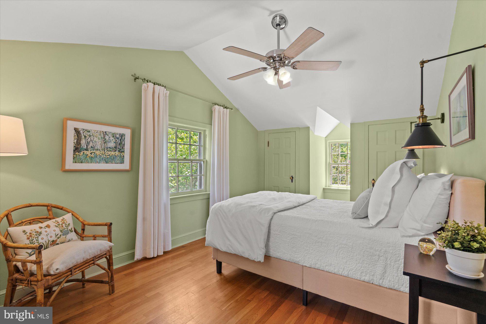 MEADOWBROOK VILLAGE - Residential