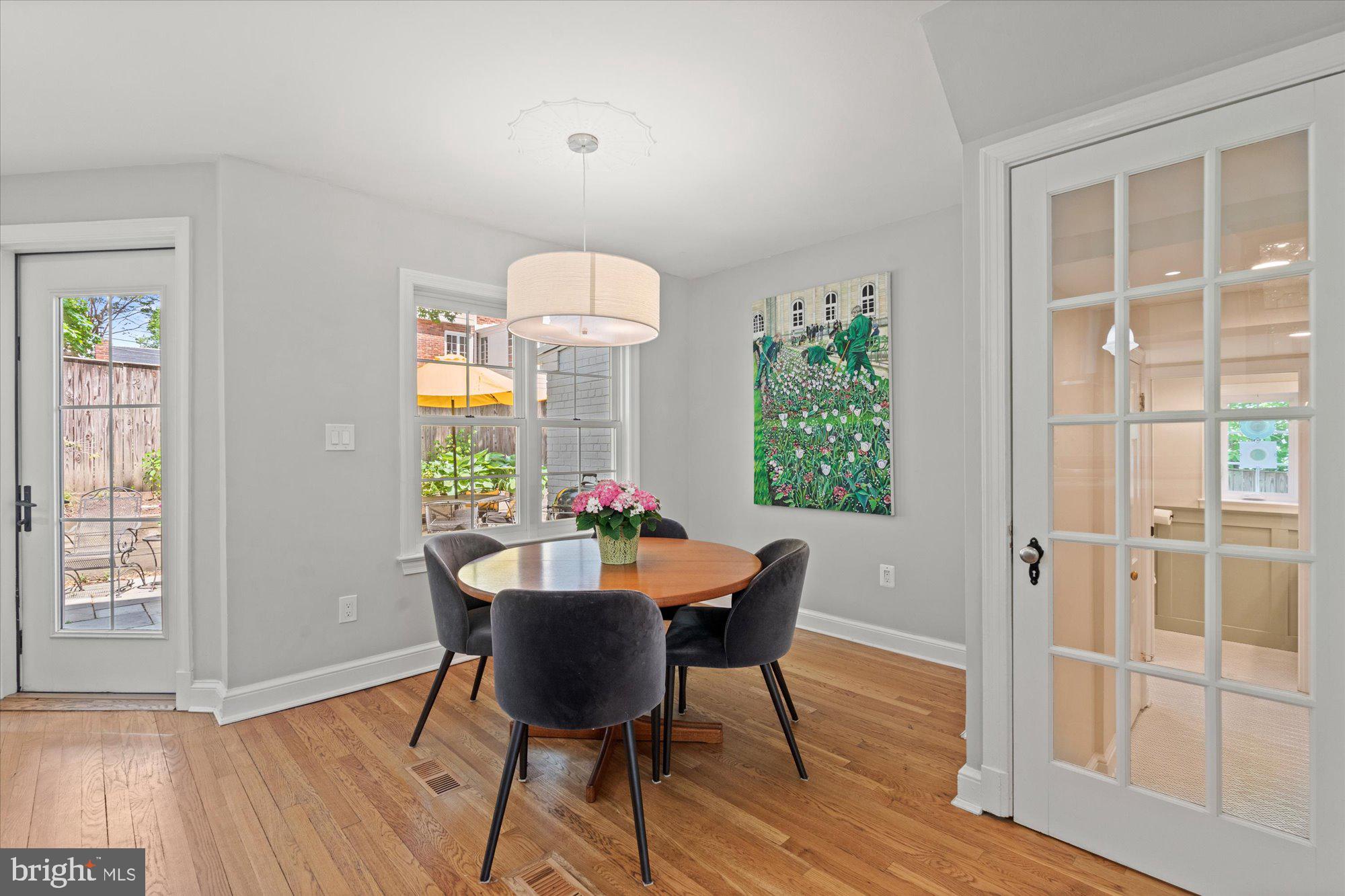 MEADOWBROOK VILLAGE - Residential