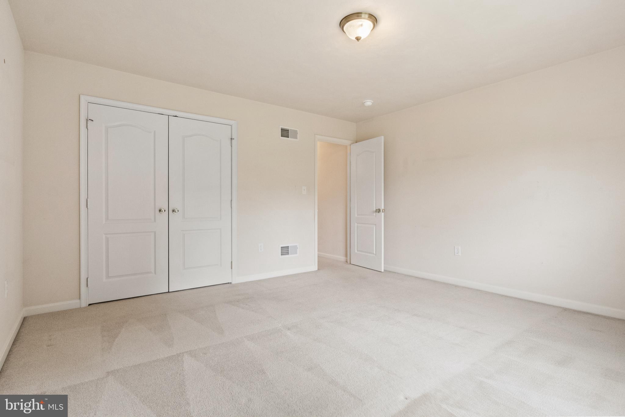 EAST BERLIN AREA - Residential