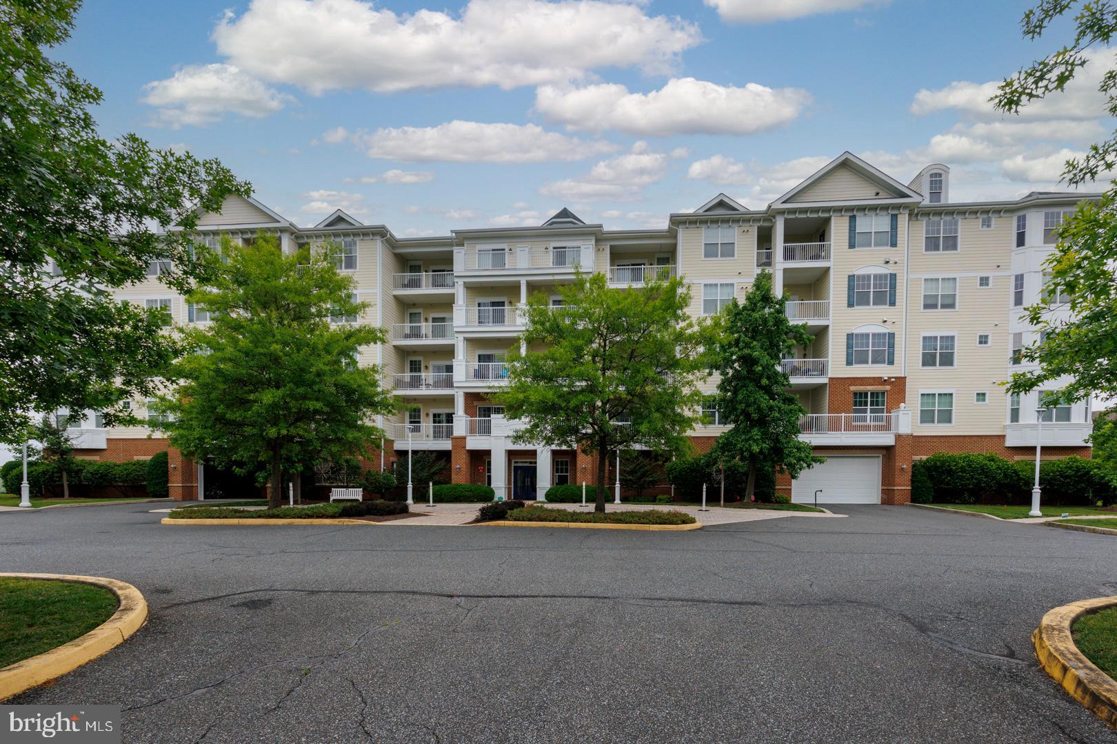 2700 WILLOW OAK DRIVE 411B