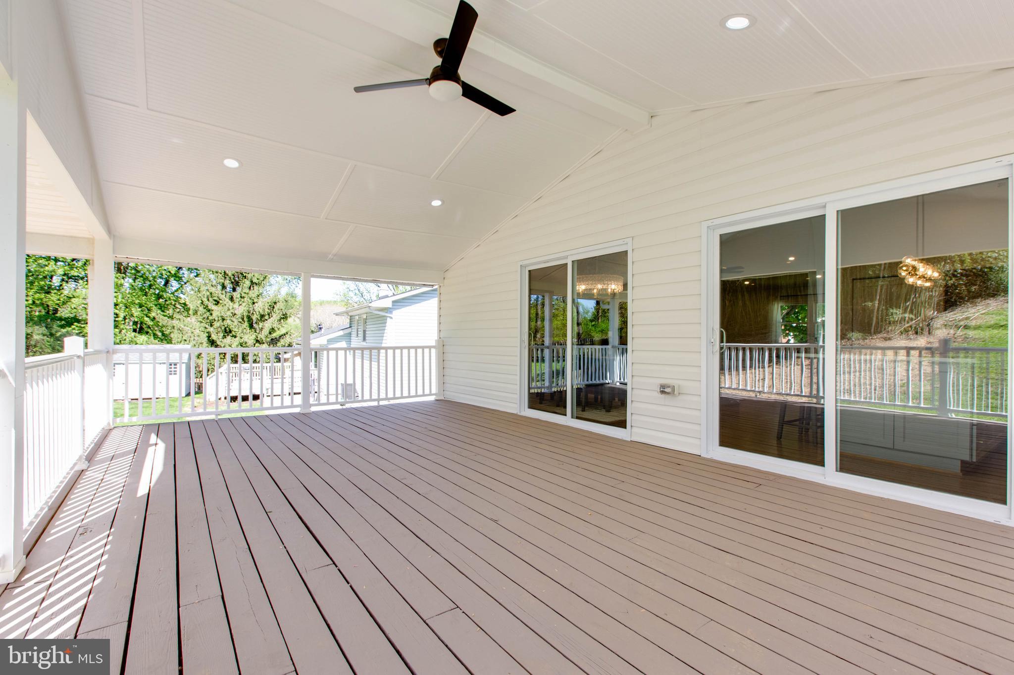 SPRINGDALE - Residential